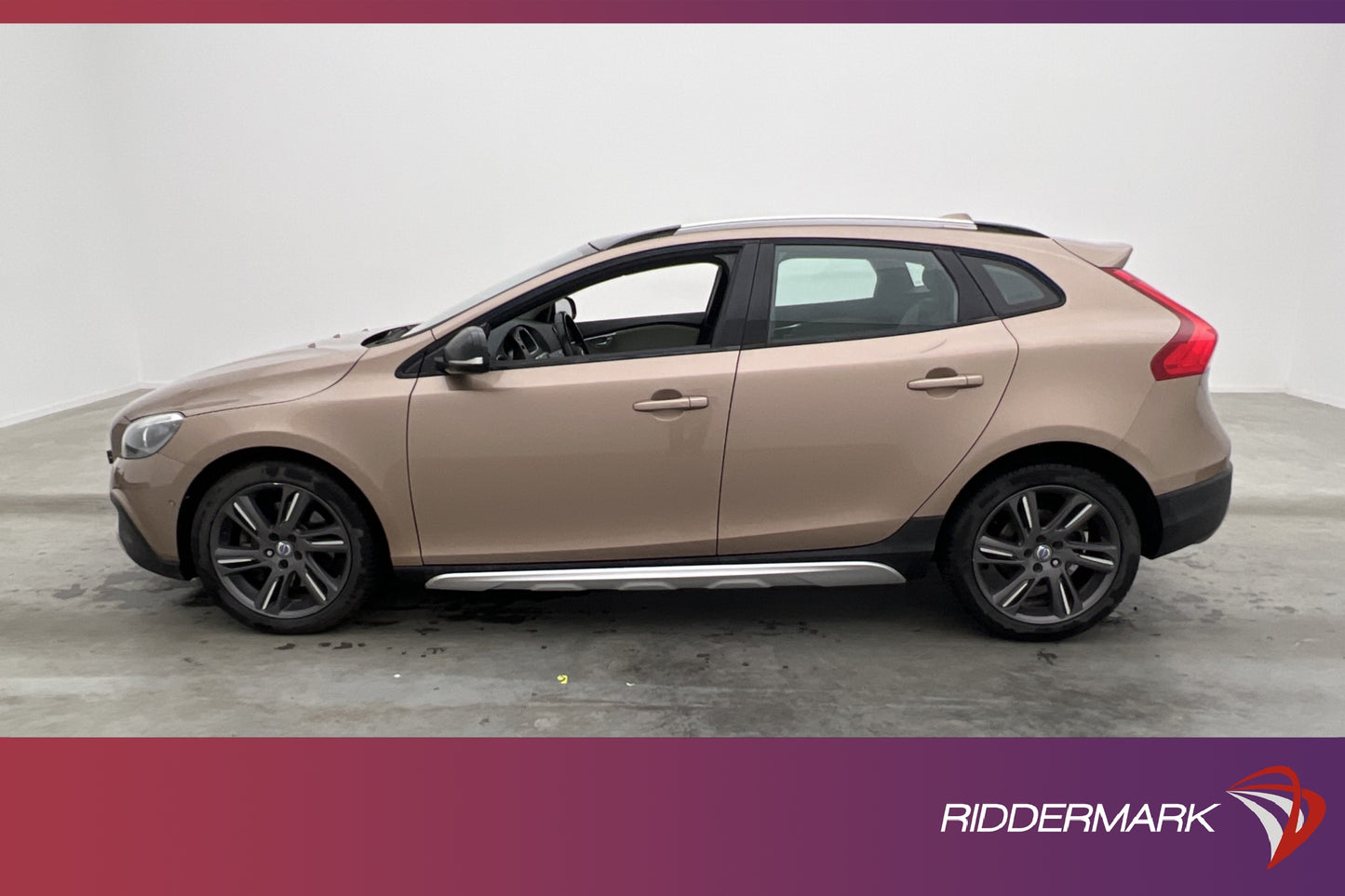 Volvo V40 Cross Country T5 254hk AWD Summum VOC Pano Kamera