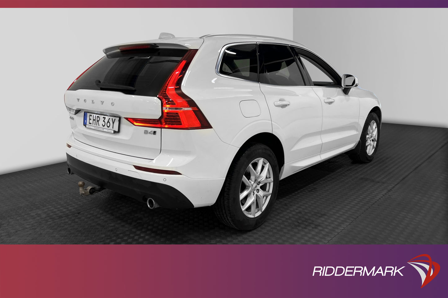 Volvo XC60 B4 AWD 197hk Advanced VOC Värmare Navi PDC Drag