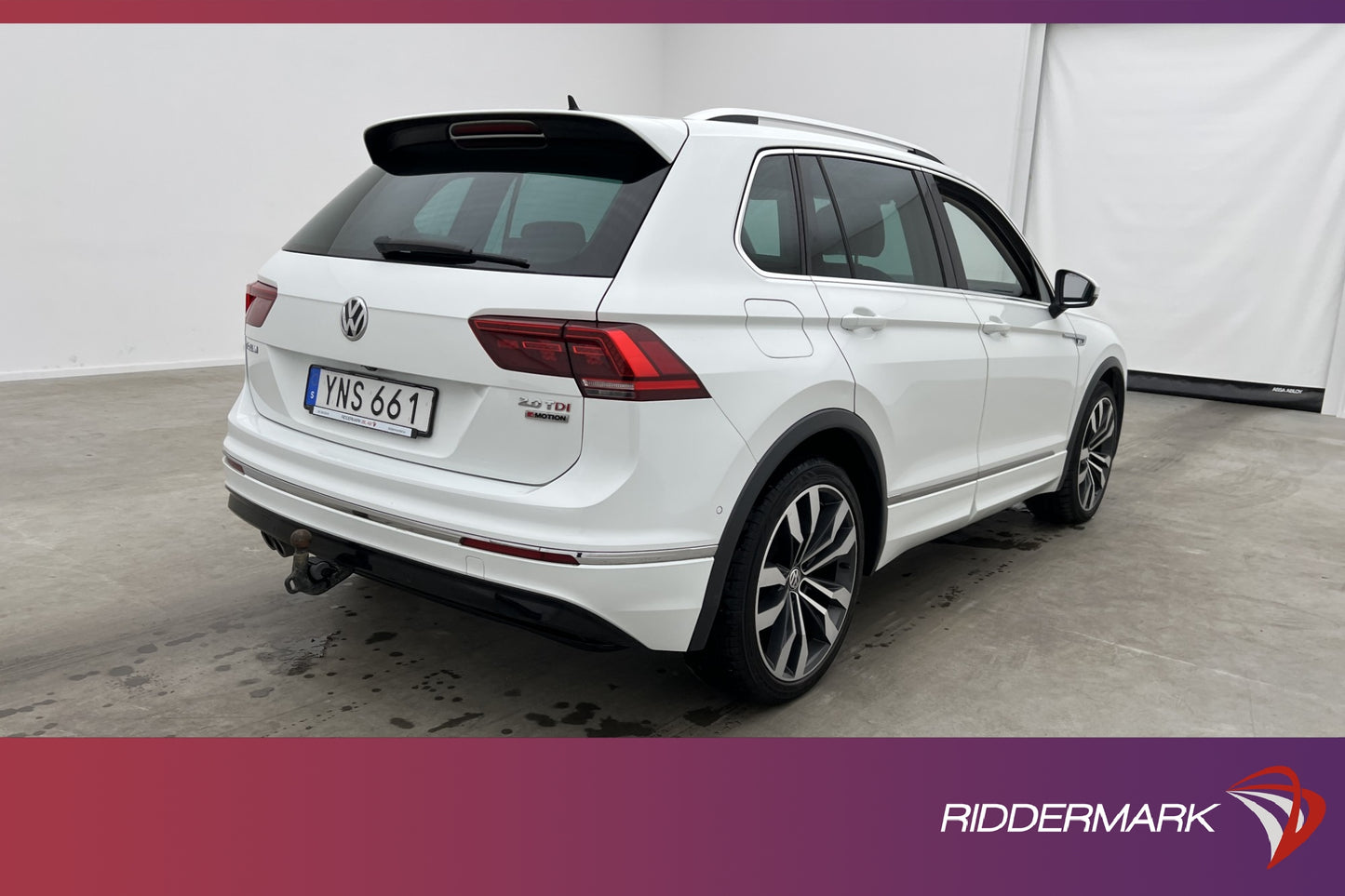 Volkswagen Tiguan 2.0 TDI 4M R-Line Cockpit Värm Kamera Drag