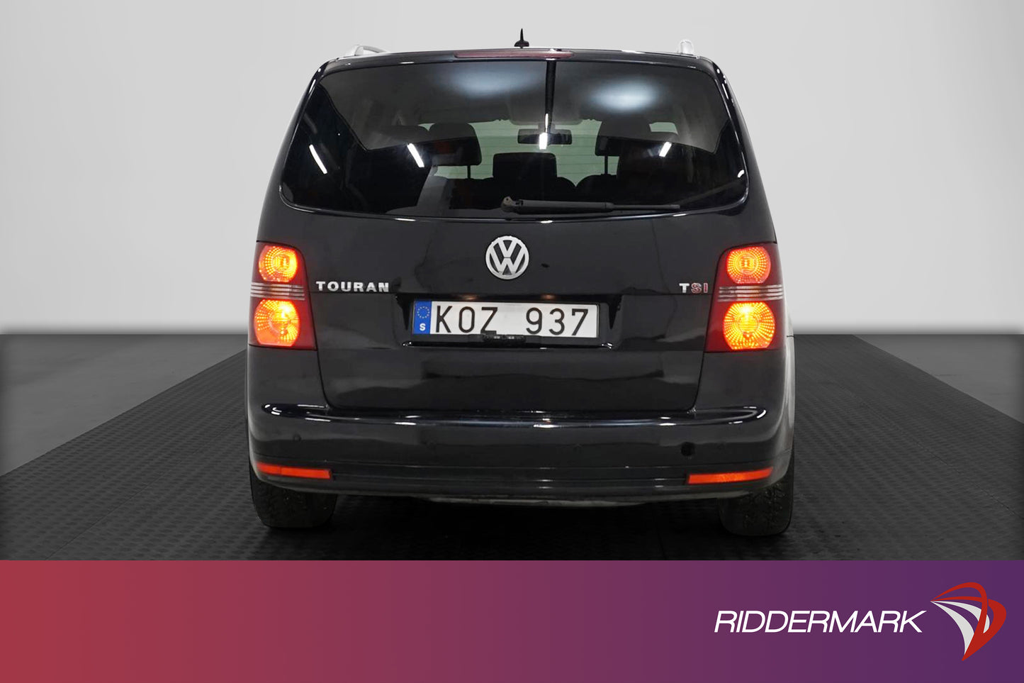 Volkswagen Touran 1.4 TSI 170hk R-Line 7-sits Skinnklädsel