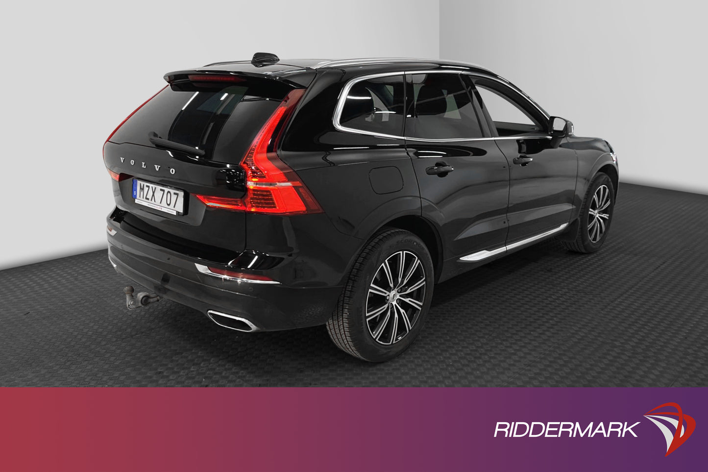 Volvo XC60 D4 190hk AWD Inscription Pano D-Värm VOC GPS Drag