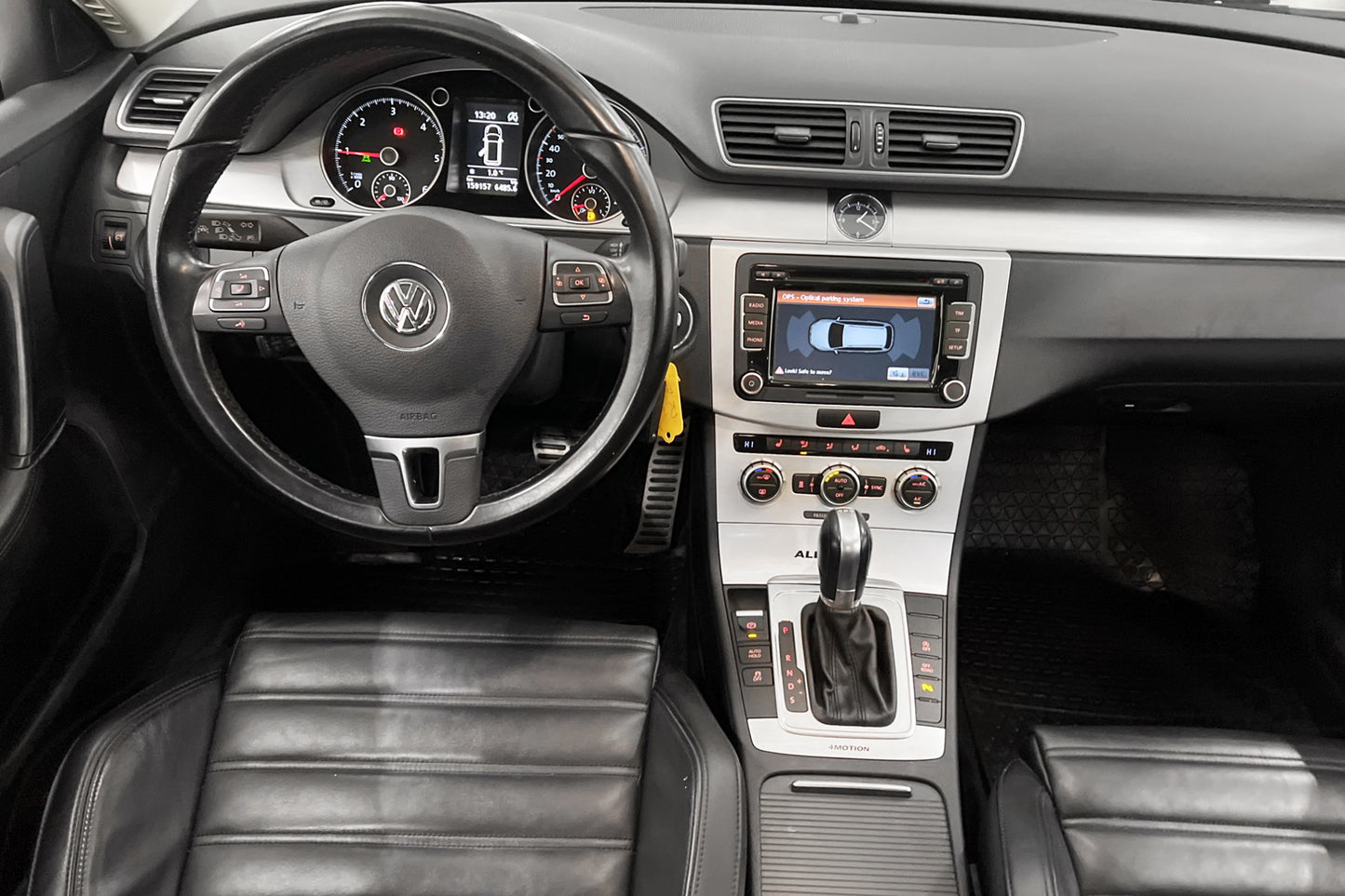 Volkswagen Passat Alltrack 4M 177hk Premium Kamera Värm Drag