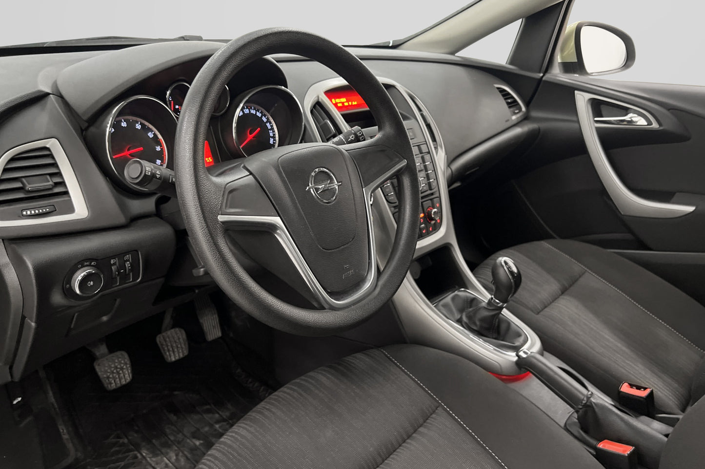 Opel Astra 1.4 ecoFLEX Motorvärmare Välservad LÅGMIL