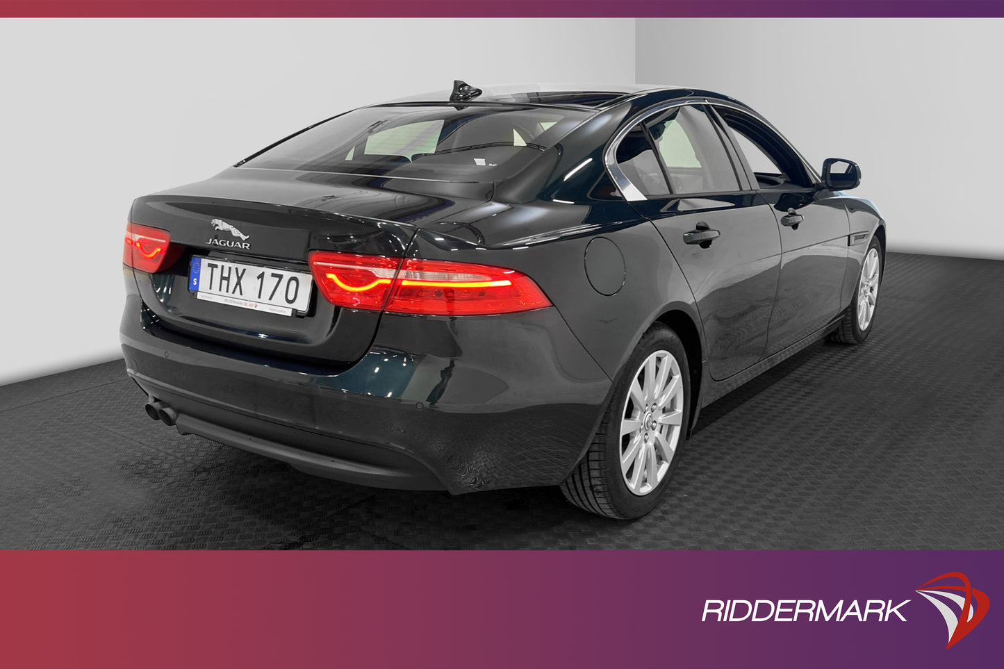 Jaguar XE 20d 180hk  D-värmare Navi Keyless 0.37l/mil