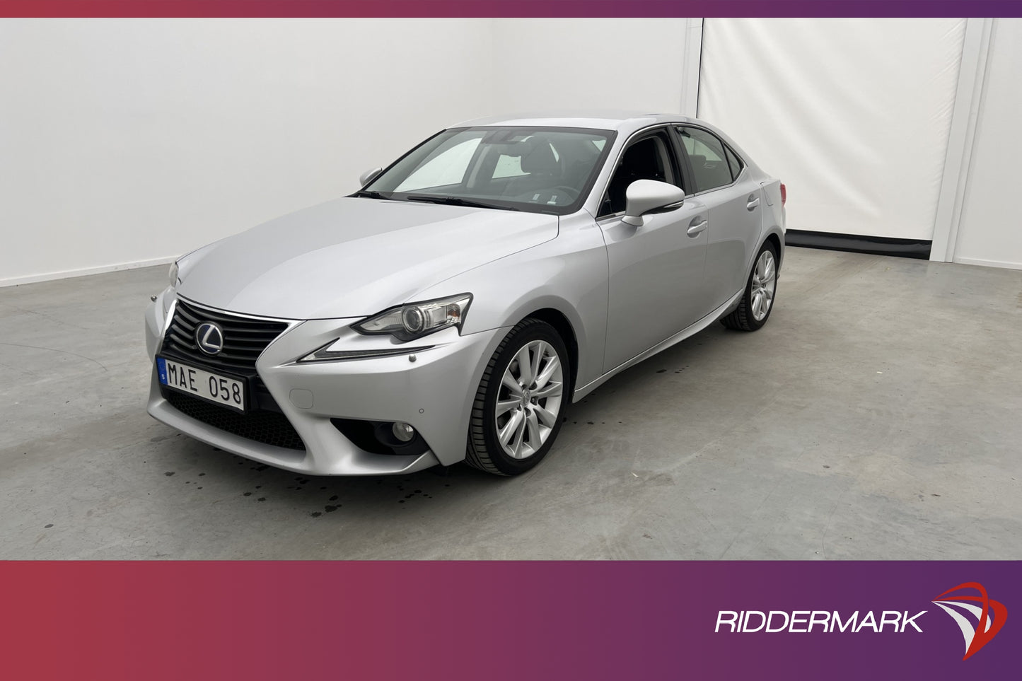 Lexus IS 300 h 223hk Executive Sensorer Halvskinn Välservad