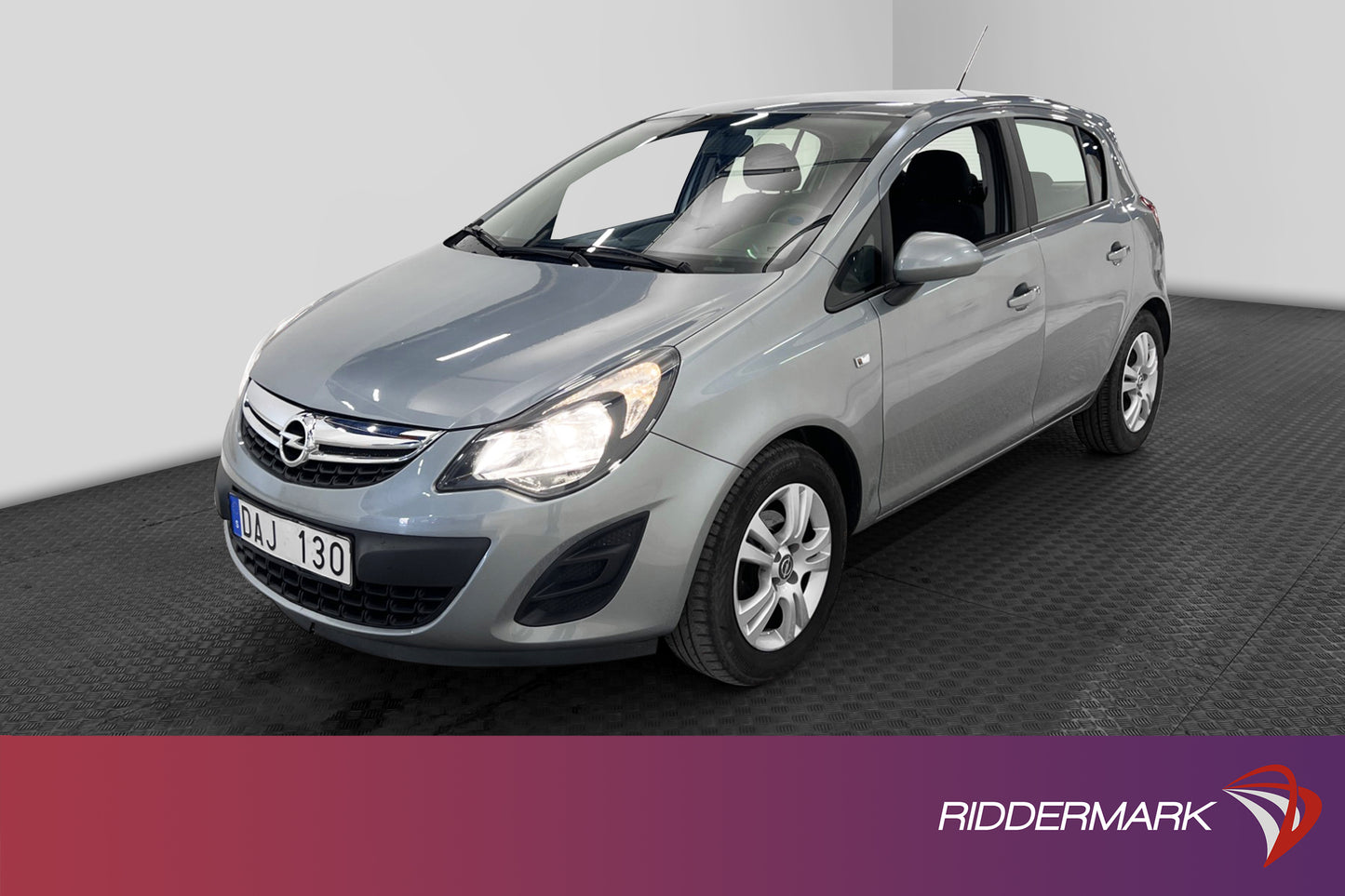 Opel Corsa 1.4 100 hk Automat P-sensorer Låga Mil