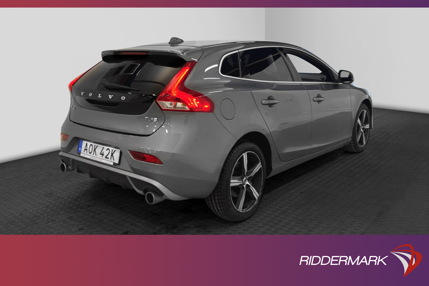 Volvo V40 T3 152hk R-Design Navi P-Värm VOC PDC