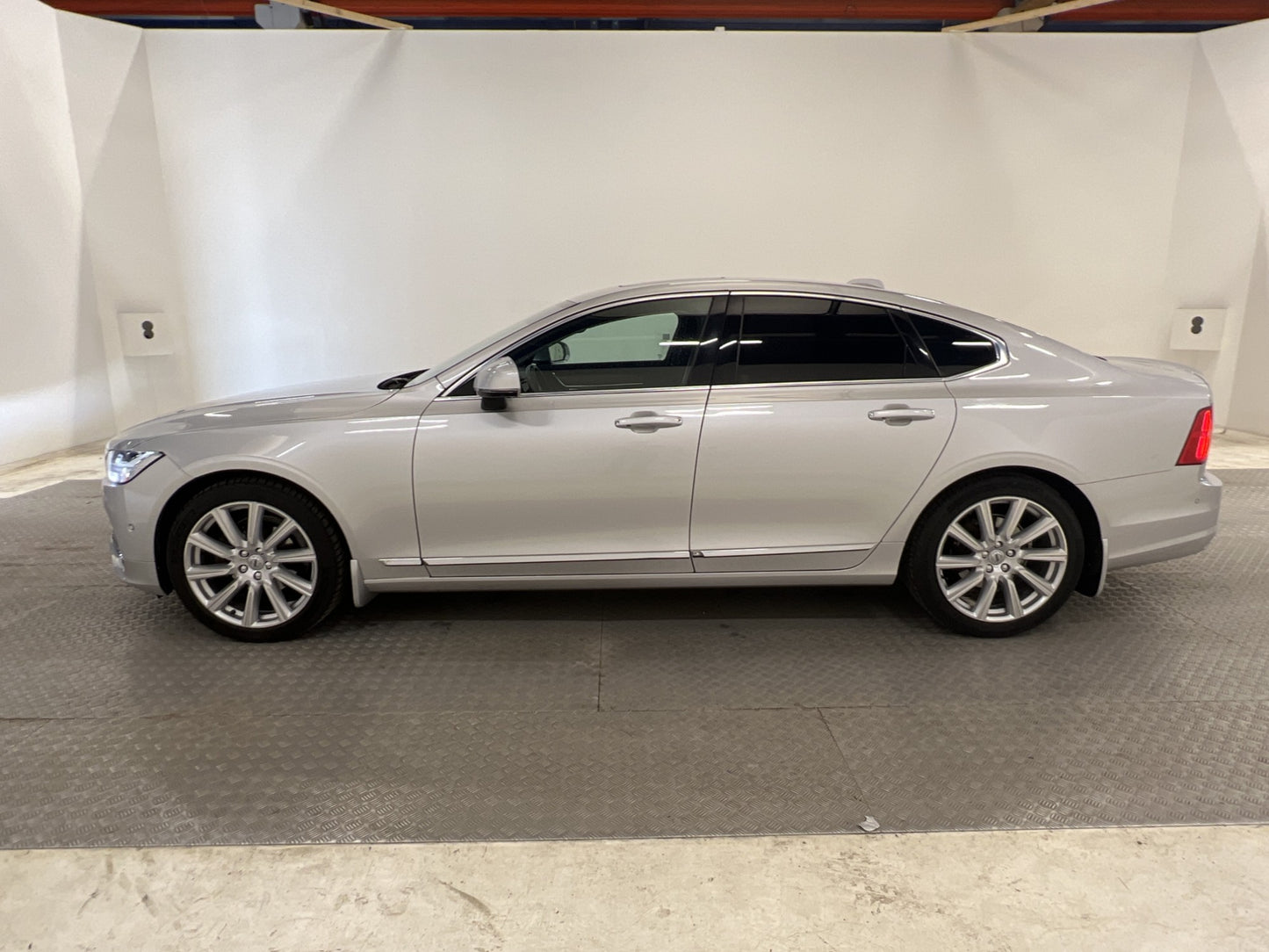 Volvo S90 D4 AWD 190hk Inscription VOC Taklucka Kamera Drag