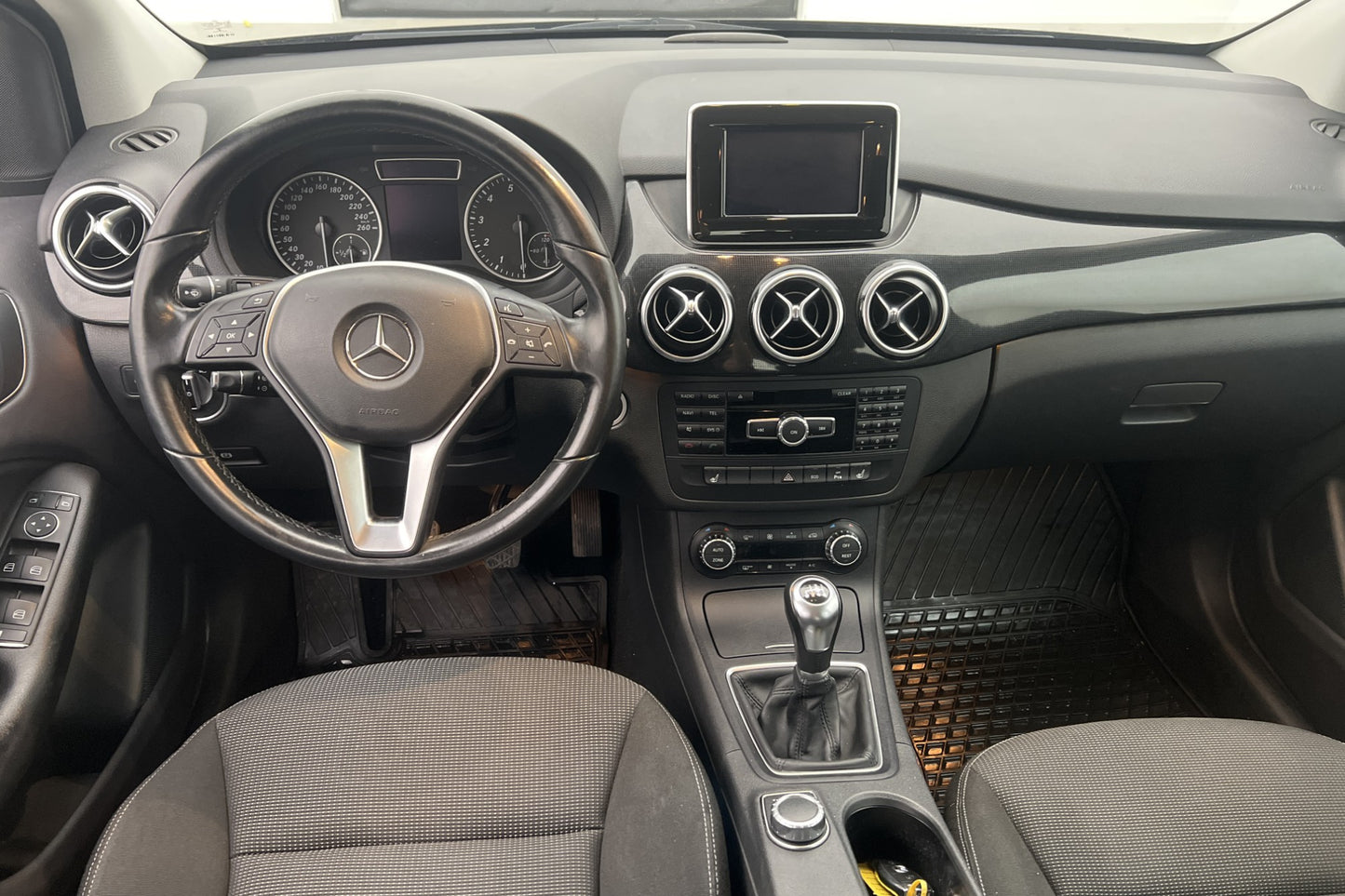 Mercedes-Benz B 180 122hk Parkeringssensorer 0,59l/mil