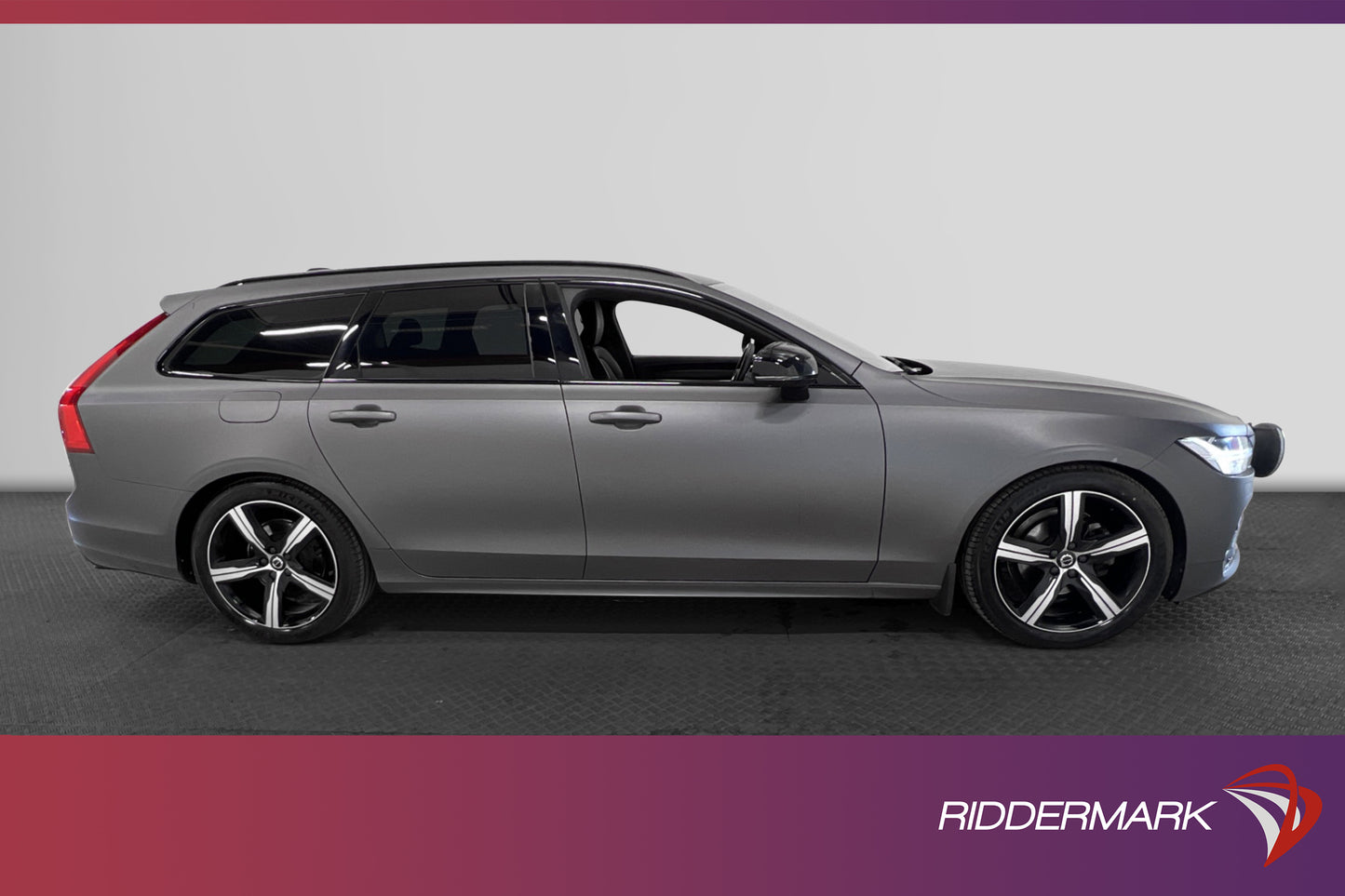 Volvo V90 D4 190hk AWD R-Design D-Värm VOC B-Kamera GPS Drag