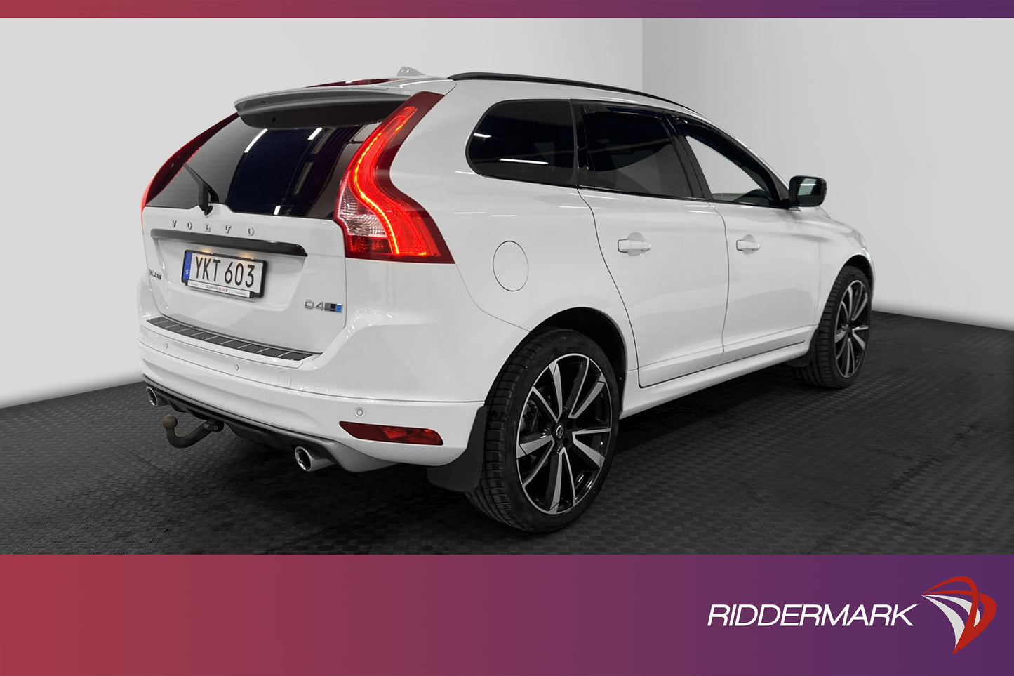 Volvo XC60 D4 AWD R-Design D-värm VOC Navi BLIS Drag