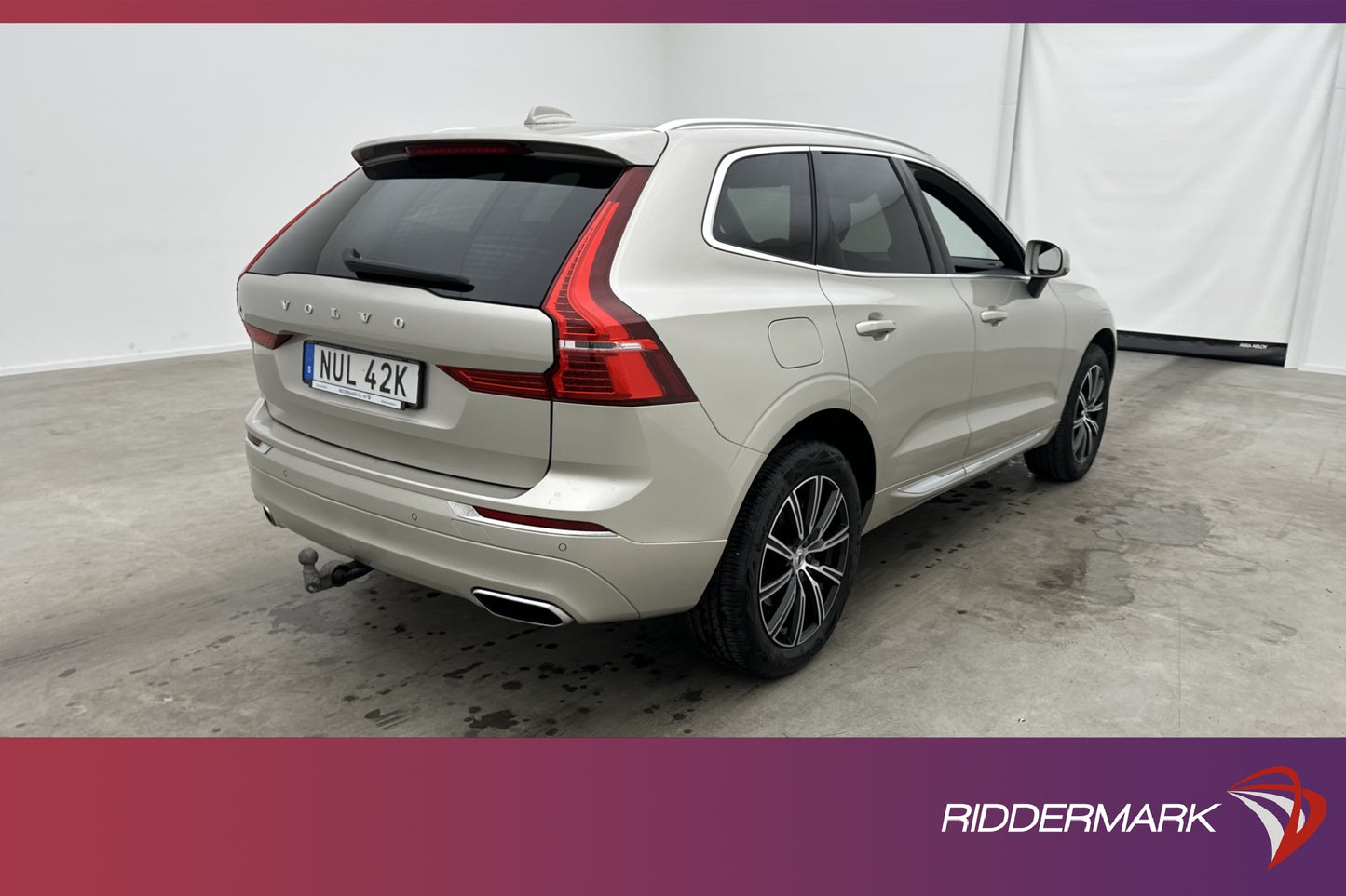 Volvo XC60 B4 AWD Inscription VOC Pano 360° Skinn BLIS Drag