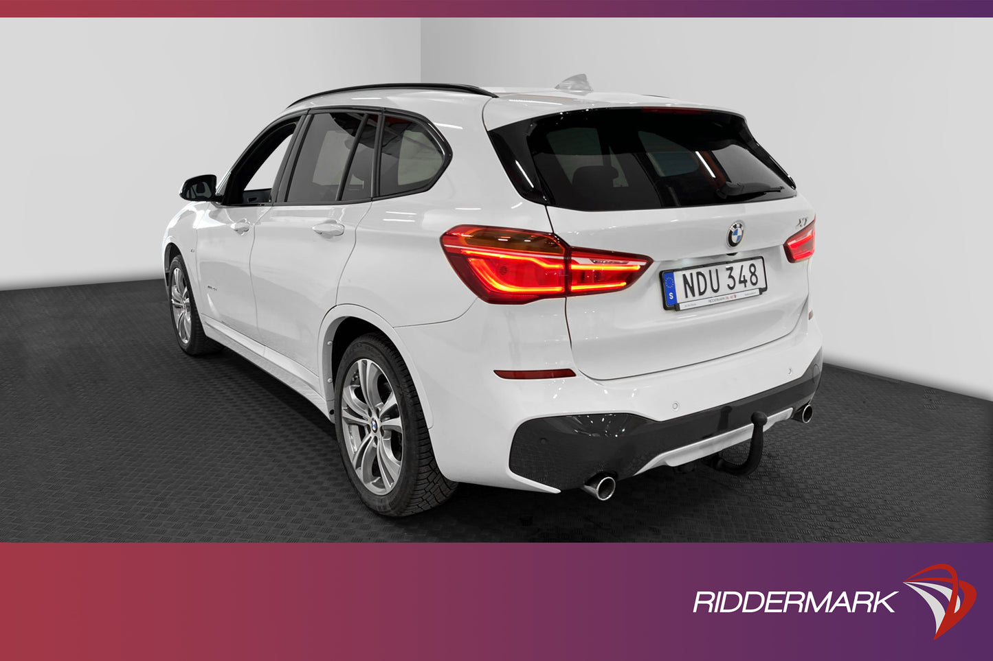 BMW xDrive20d 190hk M Sport Pano B-Kam Drag B-Kam