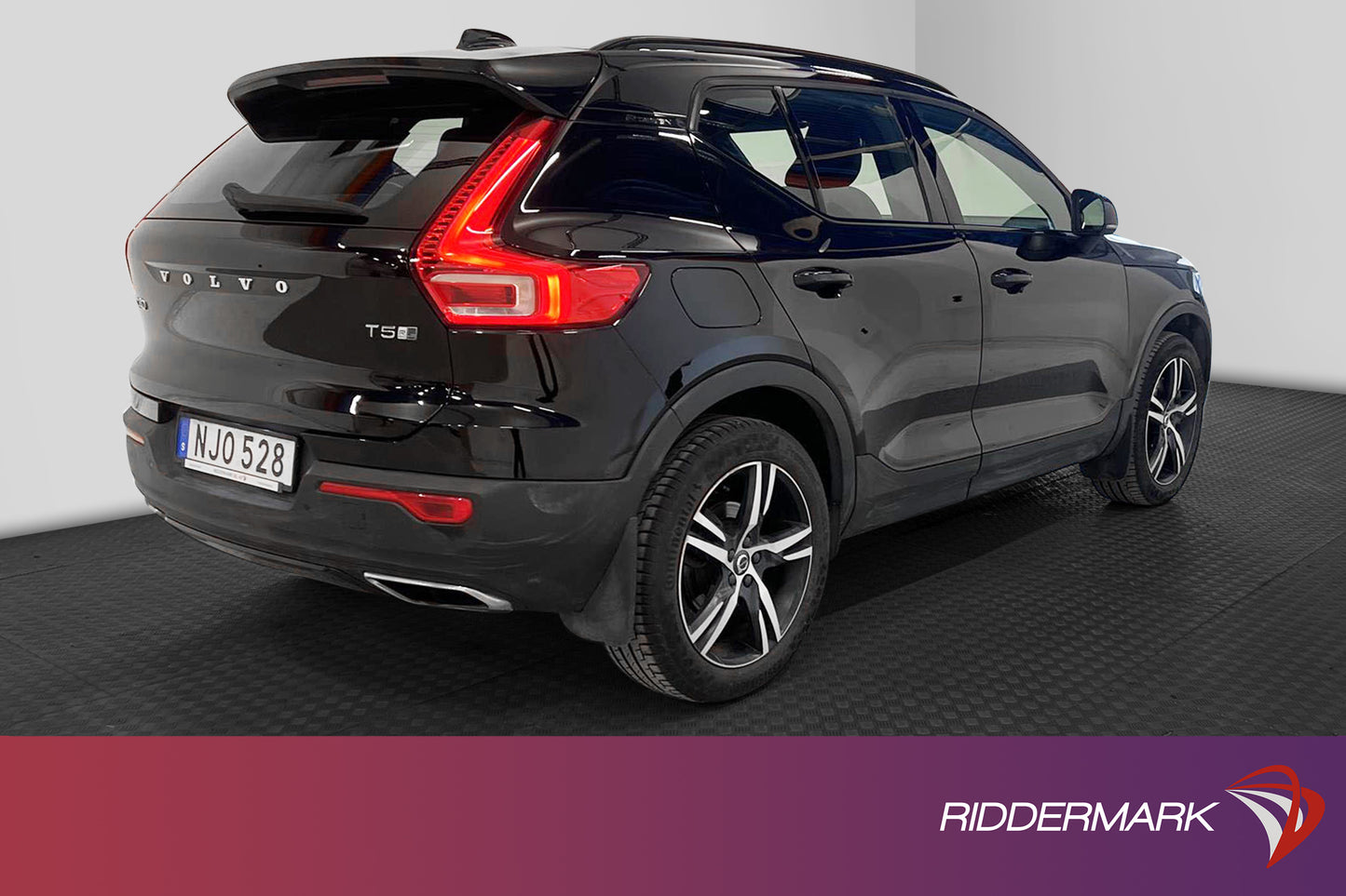 Volvo XC40 T5 Recharge 262h R-Design B-Kamera Panorama H/K