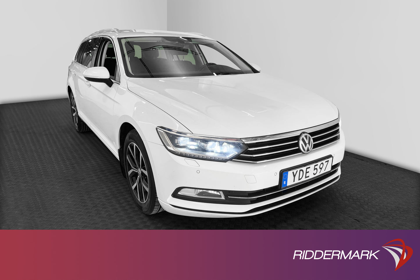 Volkswagen Passat TDI 150hk Executive Värmare B-Kamera Navi