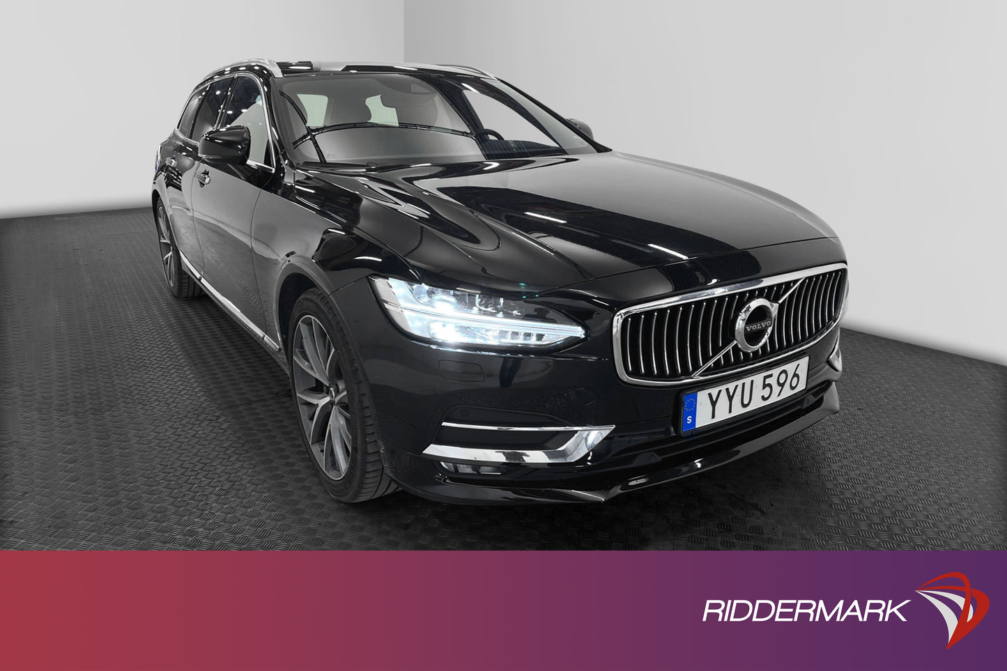 Volvo V90 D4 190hk AWD Inscription Pano VOC B-Kamera Navi