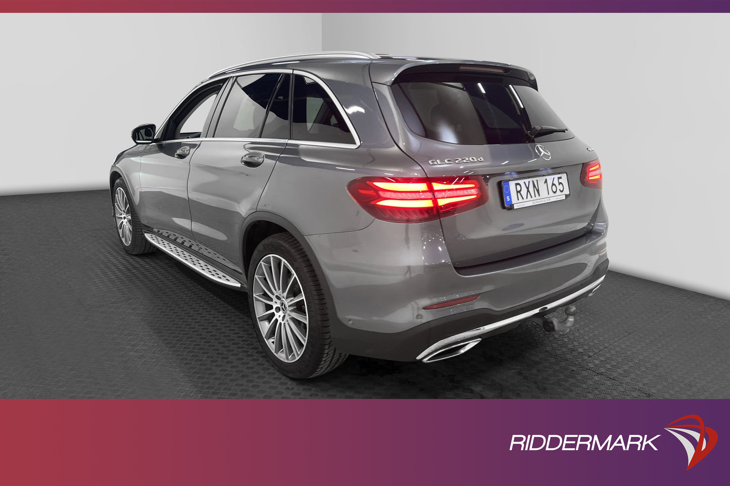 Mercedes-Benz GLC 220 d 4M AMG Burmester Pano Drag Värmare