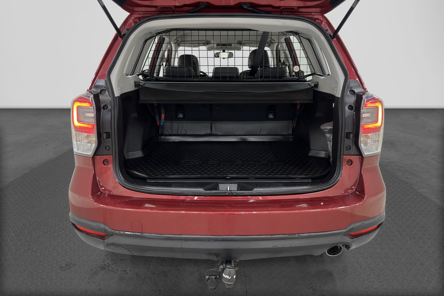 Subaru Forester 2.0 150hk 4WD M-Värm Drag B-Kamera Välservad