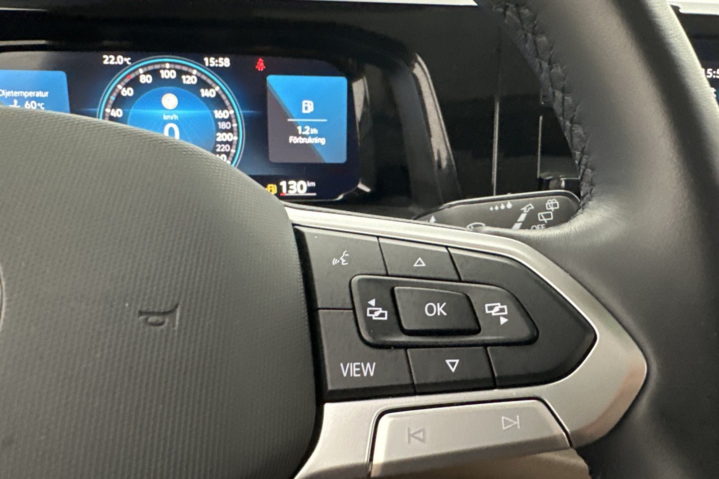 Volkswagen Multivan Värmare Cockpit Pano B-Kamera CarPlay