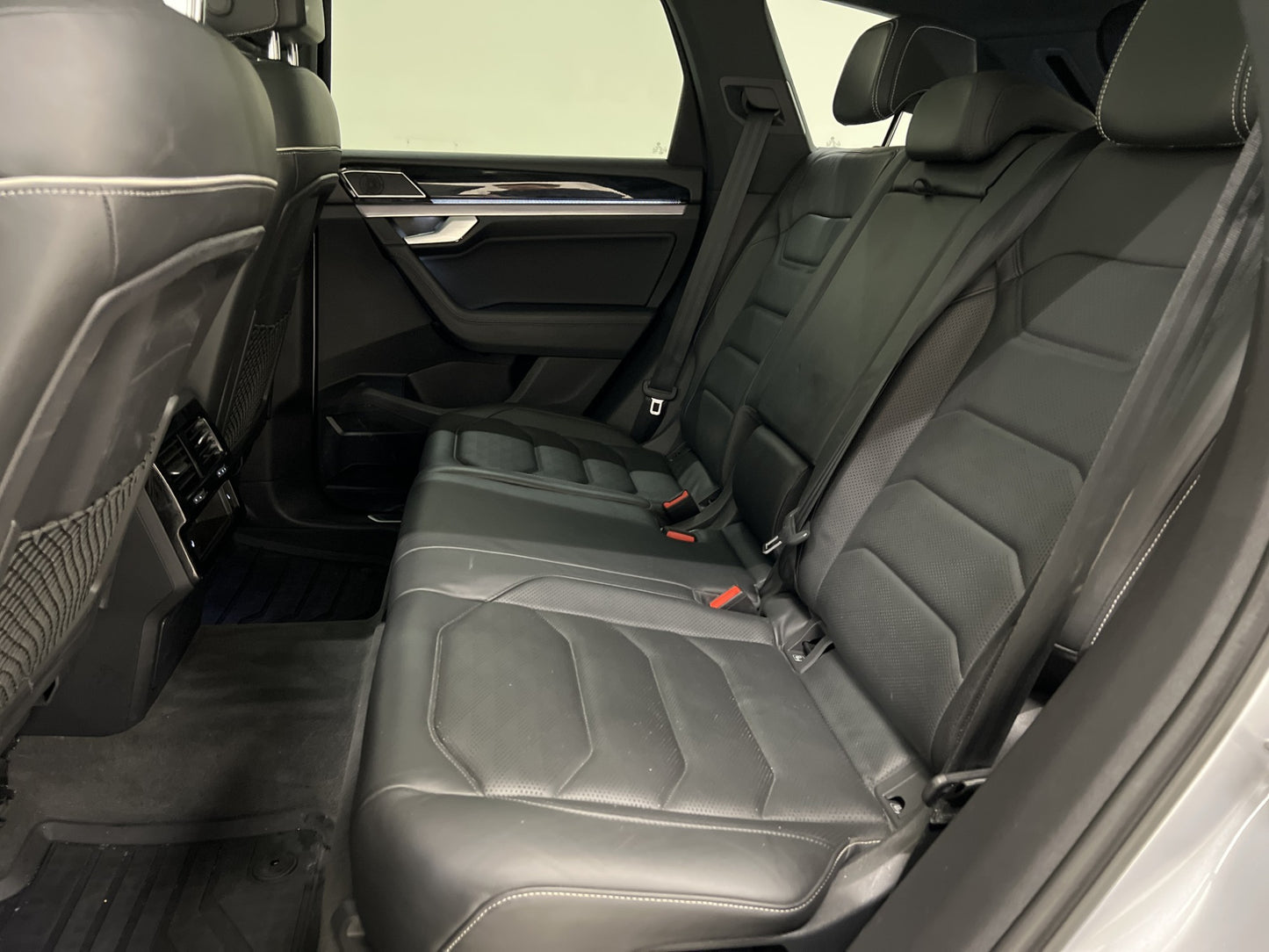 Volkswagen Touareg TDI 4M 286hk R-Line Cockpit D-värm Pano