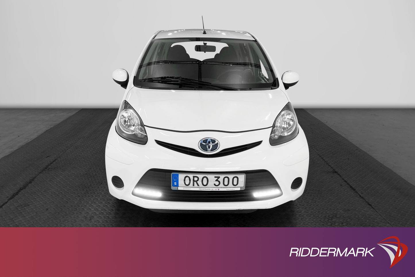 Toyota Aygo 1.0 VVT-i MultiMode 68hk 360kr Skatt Välservad