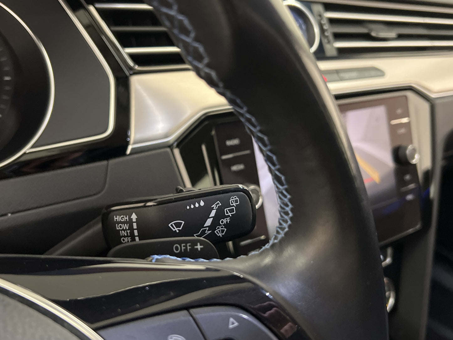 Volkswagen Passat GTE 218hk Executive Kamera Carplay Drag