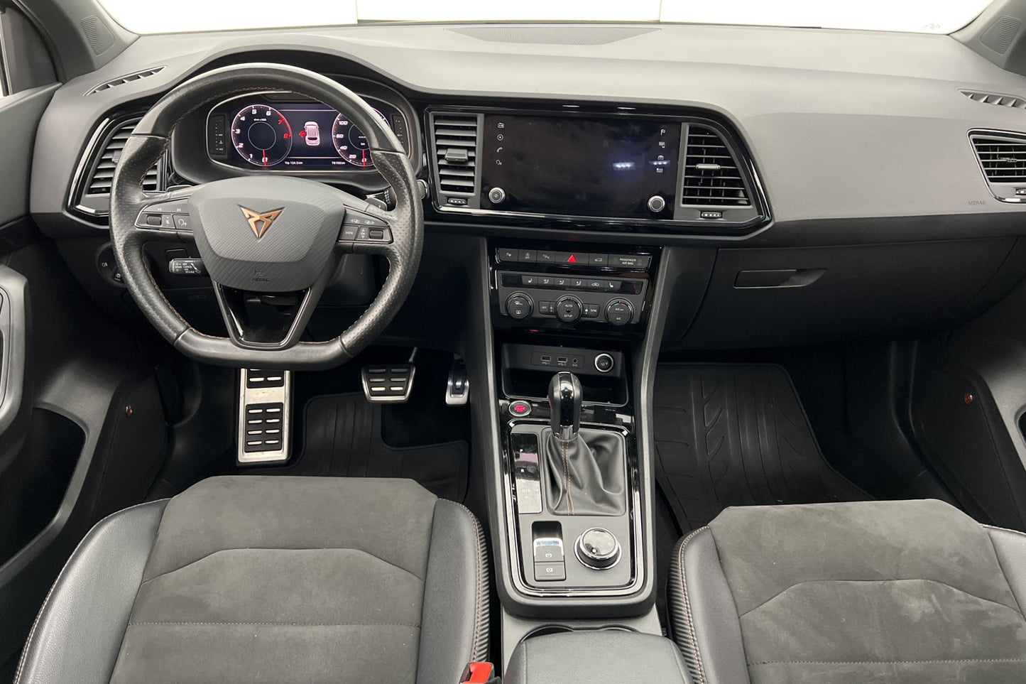 CUPRA Ateca 2.0 TSI 4Drive 300hk Cockpit Beats 360° Drag DCC