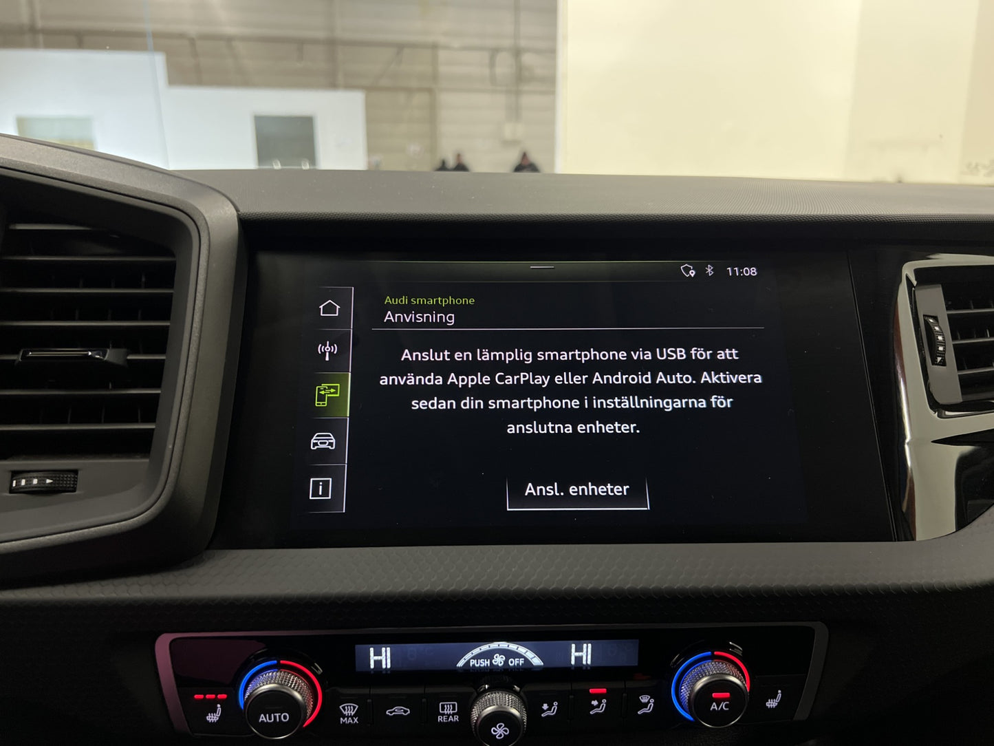 Audi A1 citycarver 30 TFSI Cockpit CarPlay P-sensorer 116hk