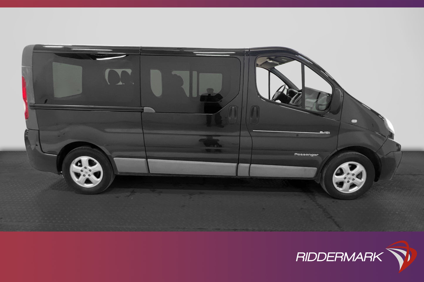 Renault Trafic Kombi Black Edt Lång 2.0dCi Dragkrok 9-Sits