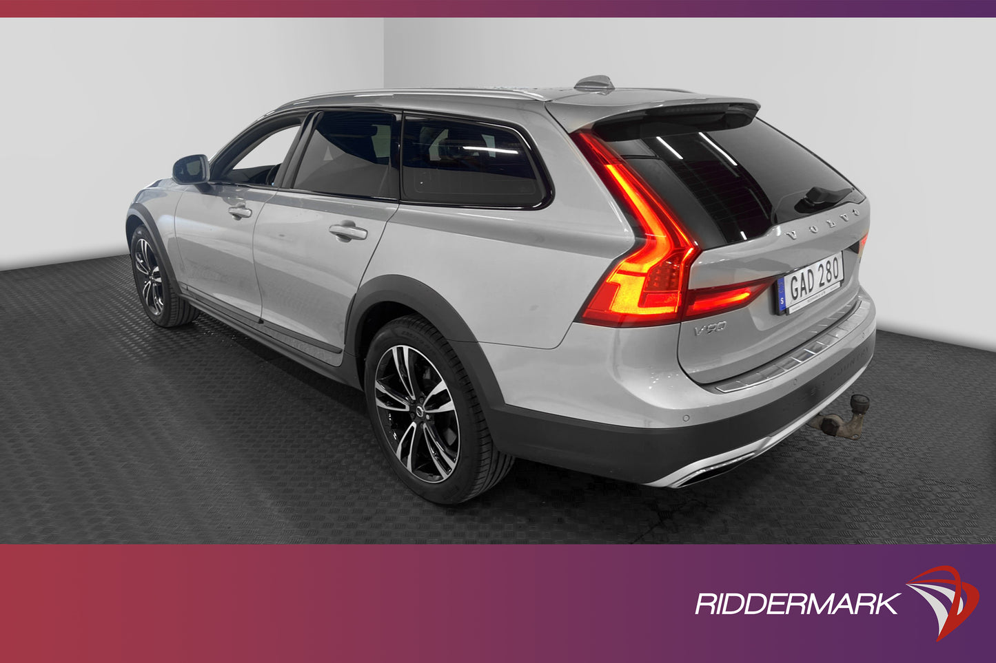 Volvo V90 Cross Country AWD Inscription VOC Navi Drag 190hk