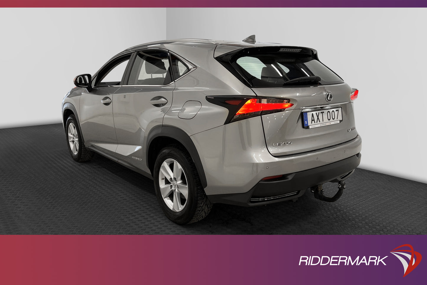 Lexus NX 300h AWD 197hk Hybrid Skinn Bkamera Drag Keyless