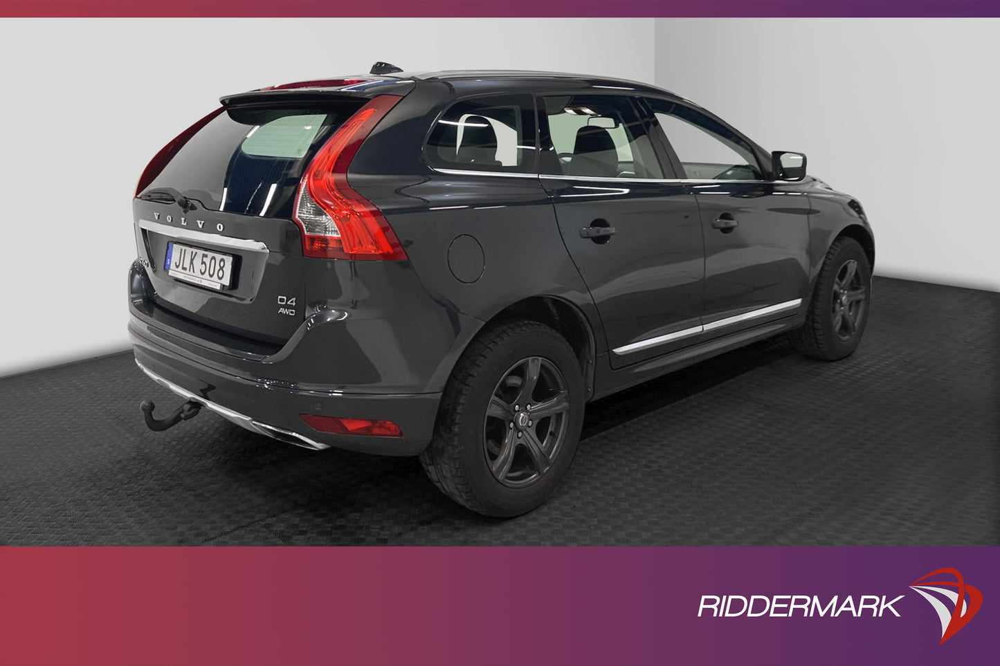 Volvo XC60 D4 AWD Summum Pano Navi D-värm VOC Skinn Drag