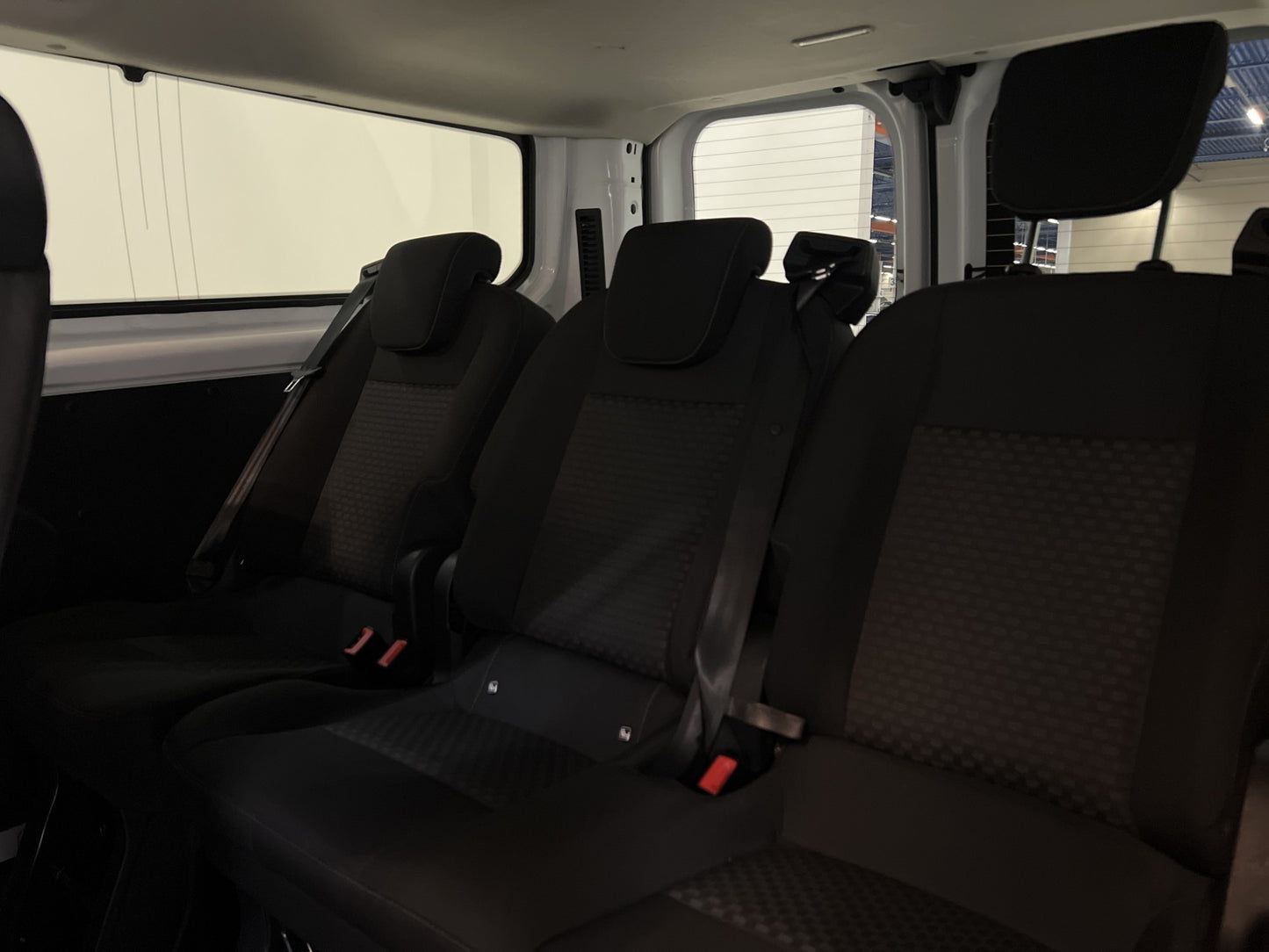 Ford Tourneo Custom L2 B-kamera 9-Sits Värmare Moms