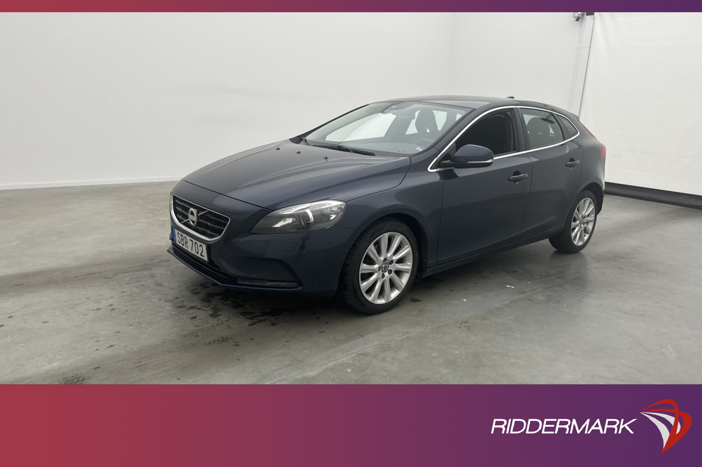 Volvo V40 D2 115hk Momentum Pano VOC Kamera Navi K-rem-Bytt