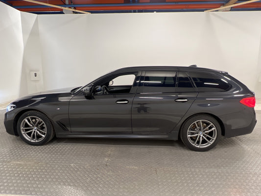 BMW 520d xDrive 190hk M Sport 360° Skinn Drag Navi P-sensor