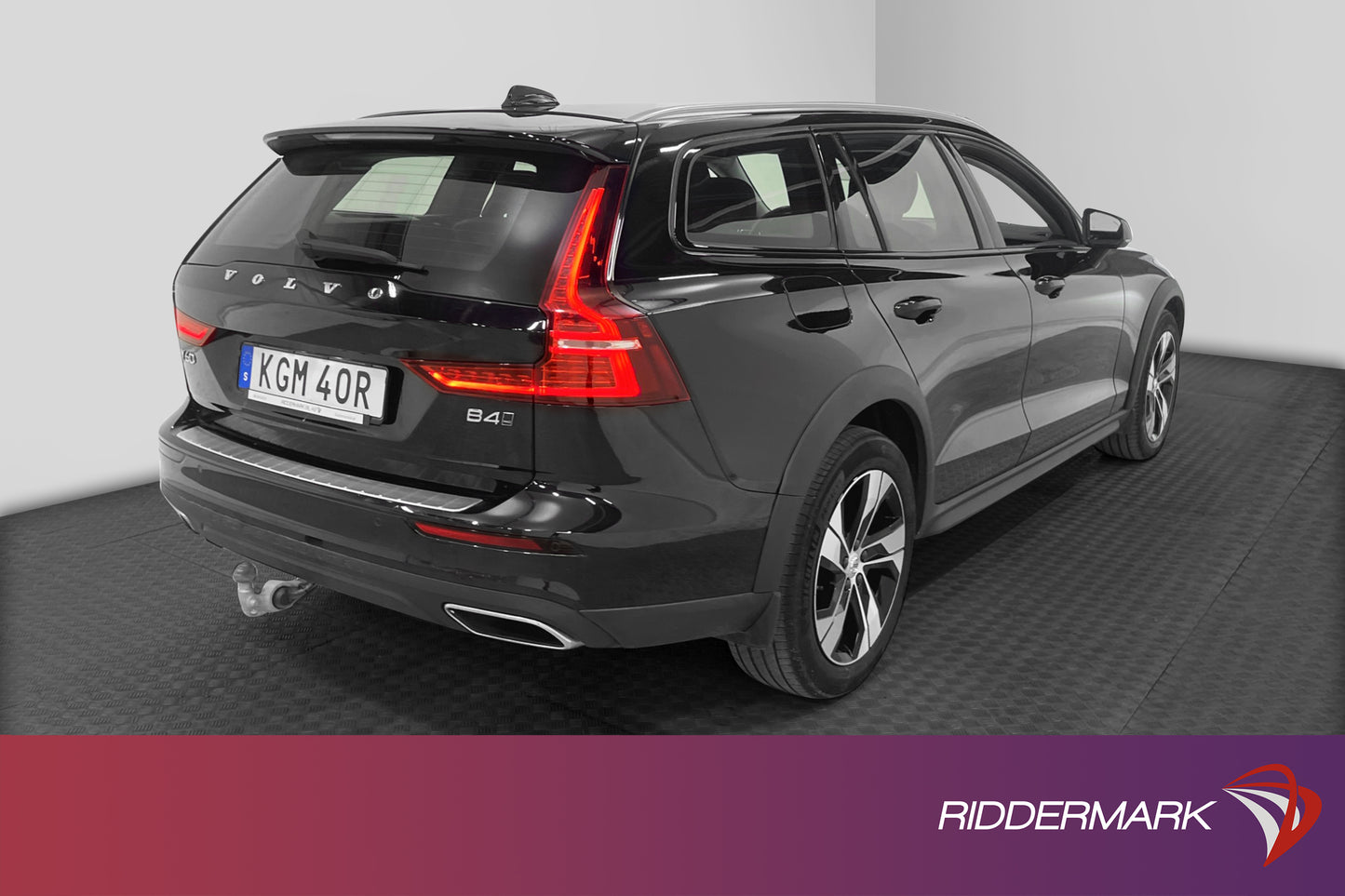 Volvo V60 Cross Country B4 AWD Momentum H/K B-Kam Navi MOMS