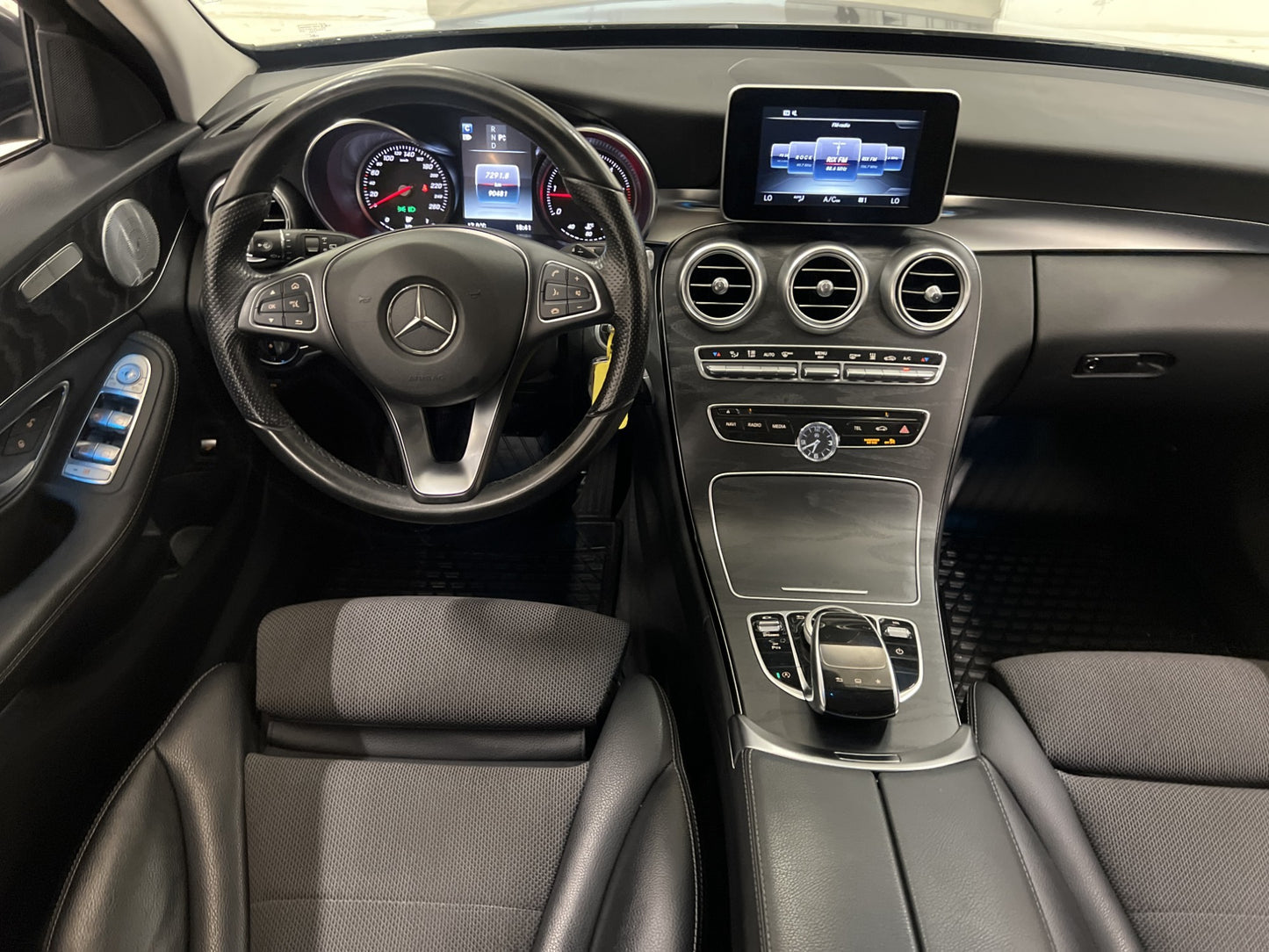 Mercedes-Benz C 220 T d 4M 170hk Burmester Navi D-Värm