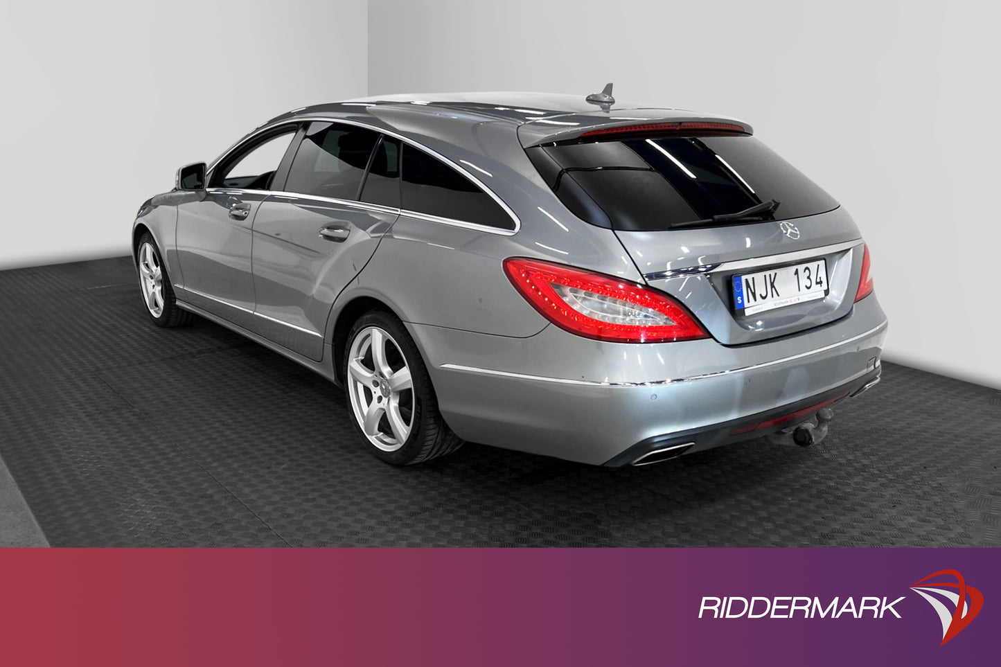 Mercedes-Benz CLS 250 CDI 204hk D-värm Skinn P-sensorer Navi