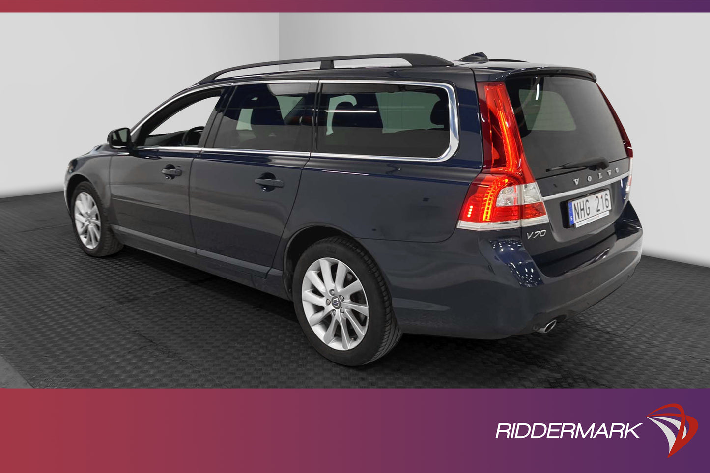 Volvo V70 D5 215hk Momentum D-Värm VOC Skinn Bytt kamrem