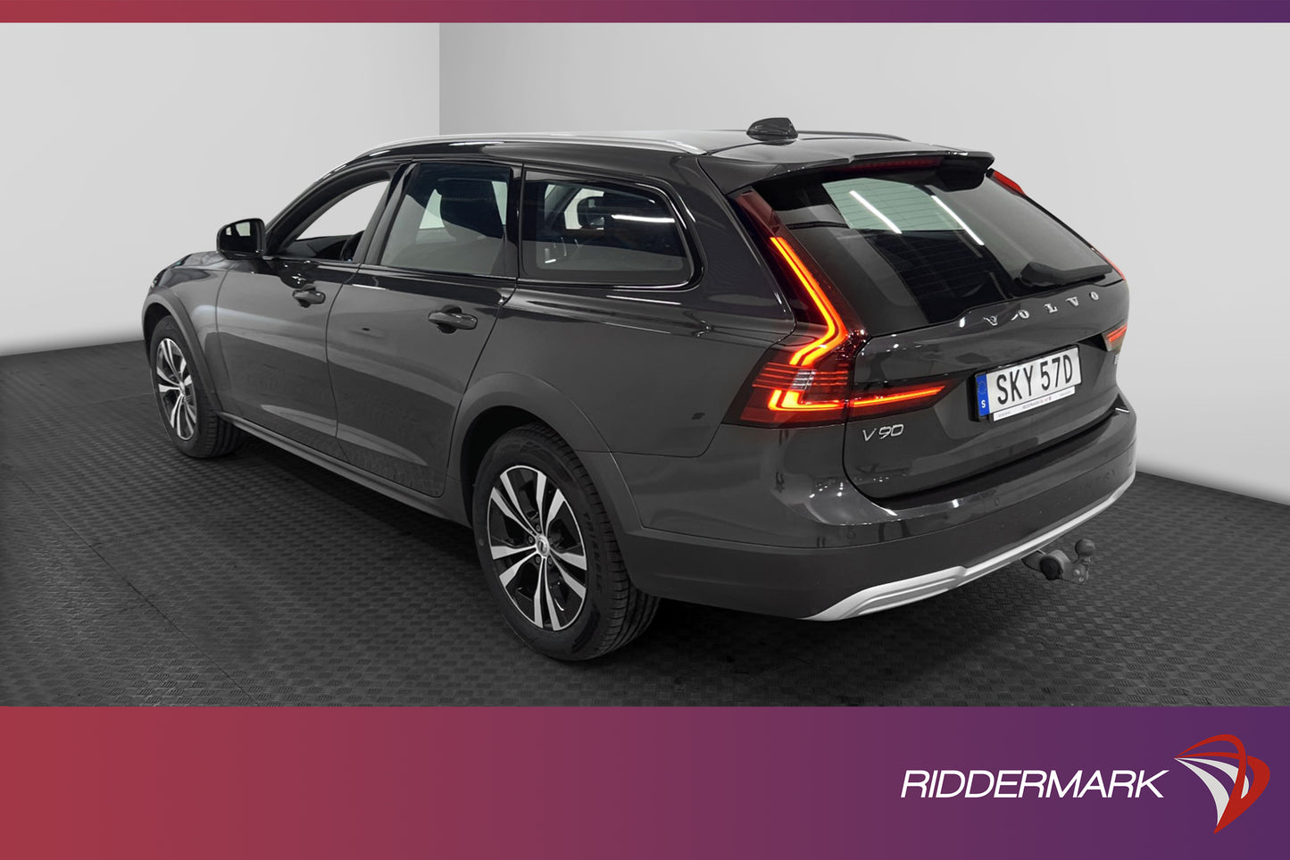 Volvo V90 Cross Country B4 AWD Momentum H/K Kamera MOMS