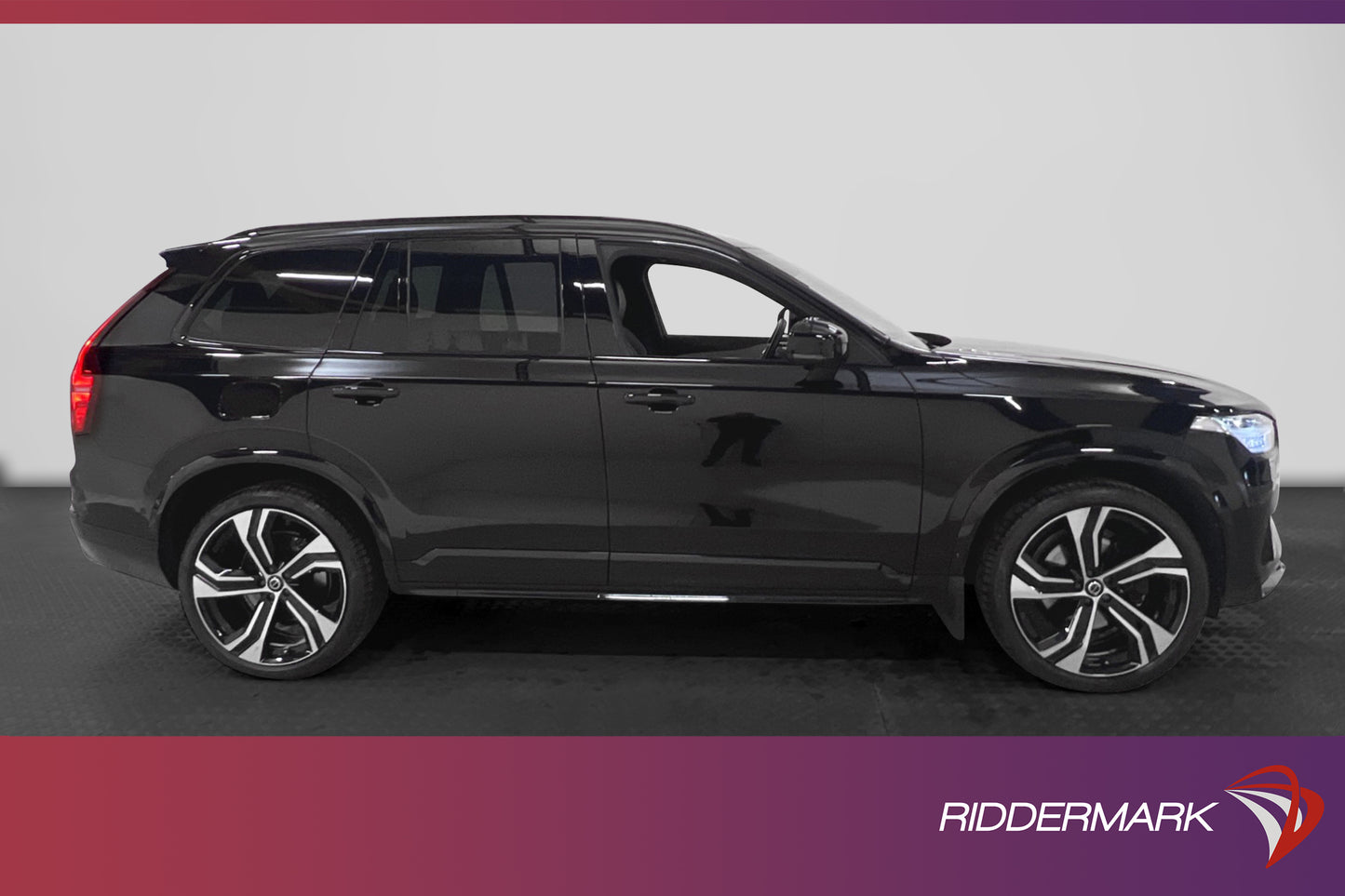 Volvo XC90 B5 AWD R-Design Pro 7-Sits Pano B&W HUD 360º VOC