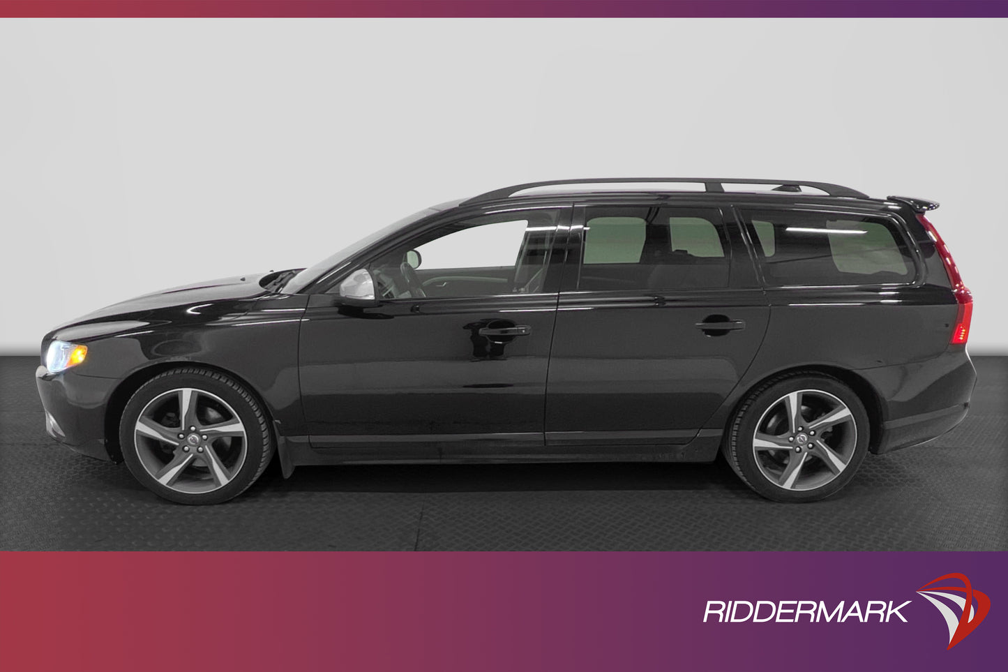 Volvo V70 T4 180hk R-Design Skinn Sensorer Välservad Drag