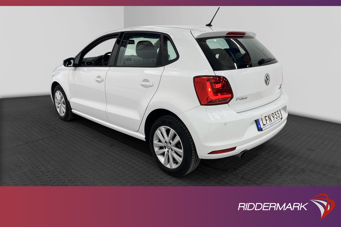 Volkswagen Polo 1.2 TSI 90hk 5-dörrar P-sensorer 0,4l/mil