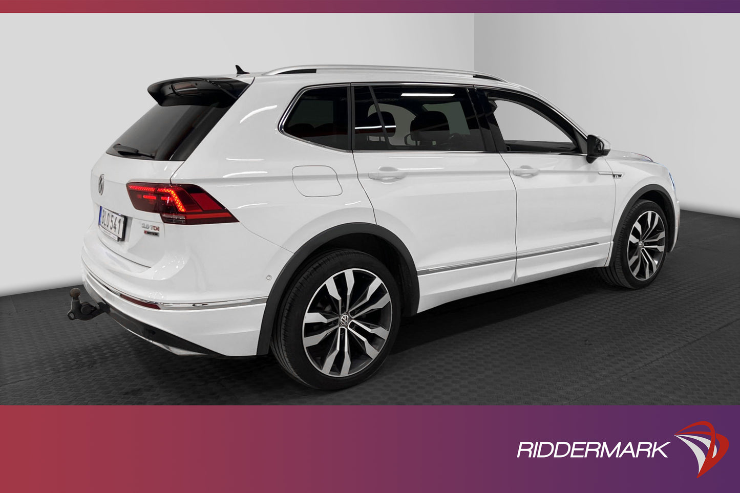 Volkswagen Tiguan Allspace 2.0 TDI 4M R-Line 7-Sits Värmare