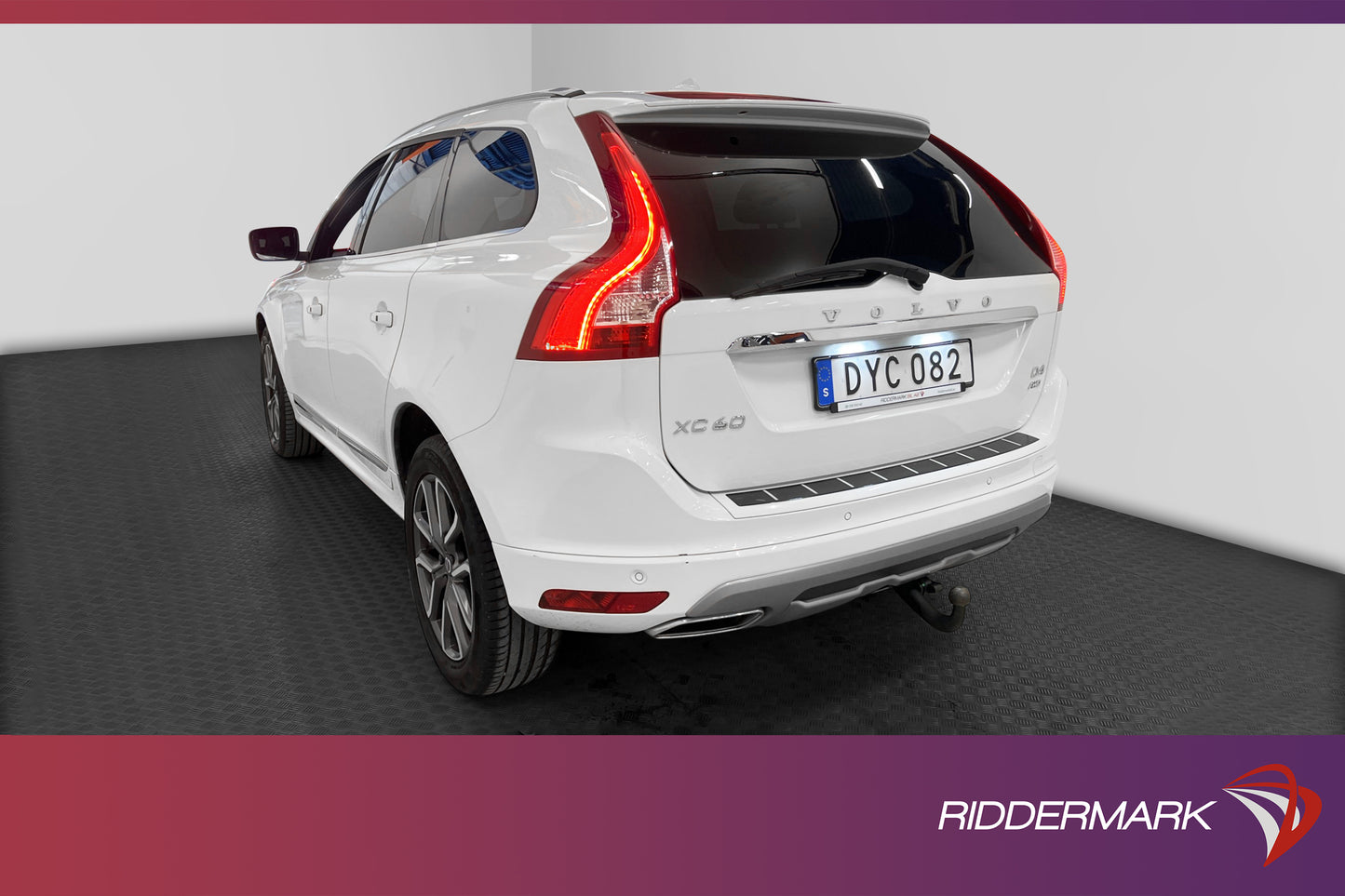 Volvo XC60 D4 AWD 190hk Summum VOC Värmare Pano Navi Drag