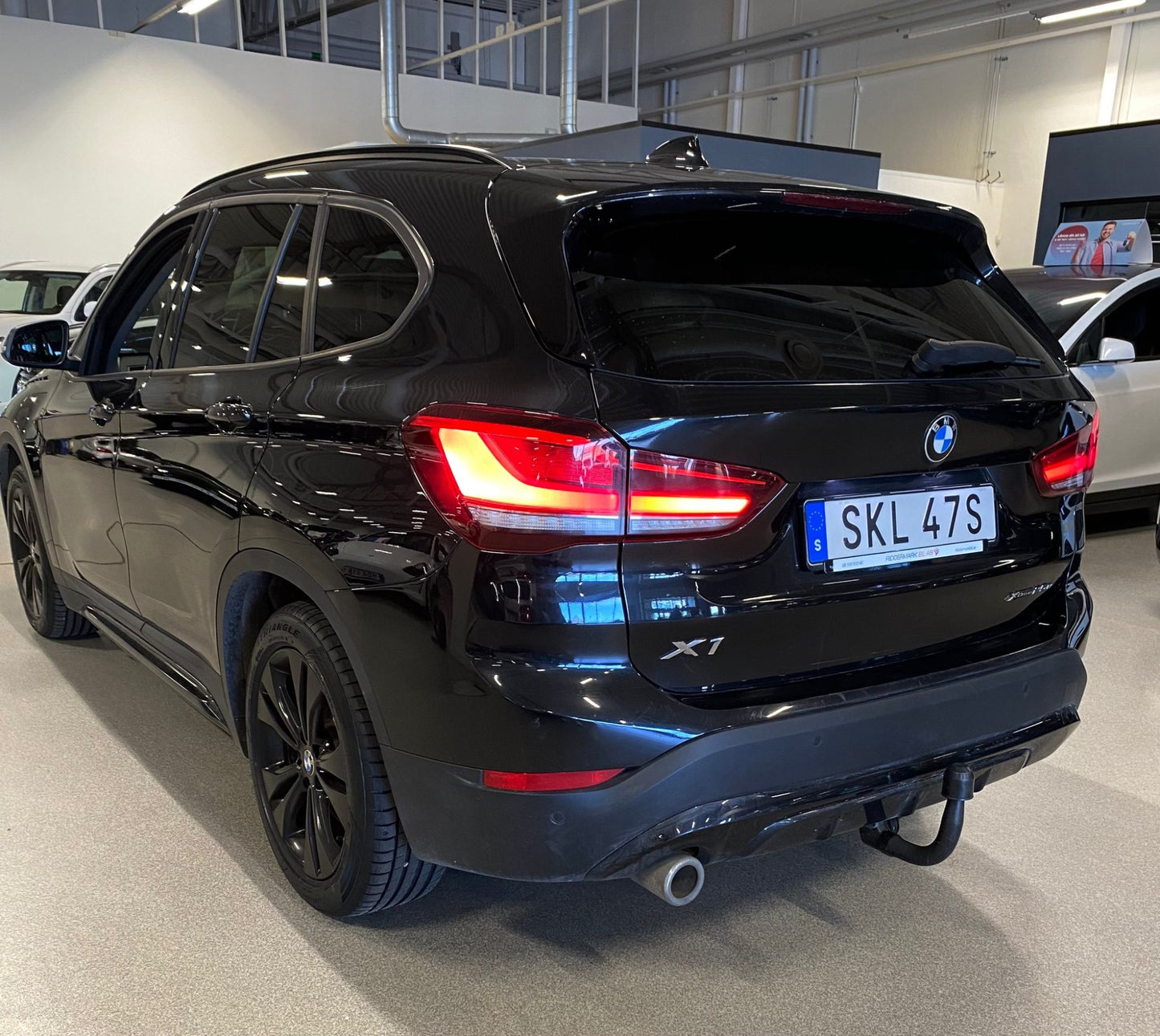 BMW X1 xDrive25e 220hk Sport line Kamera Navi Drag MOMS