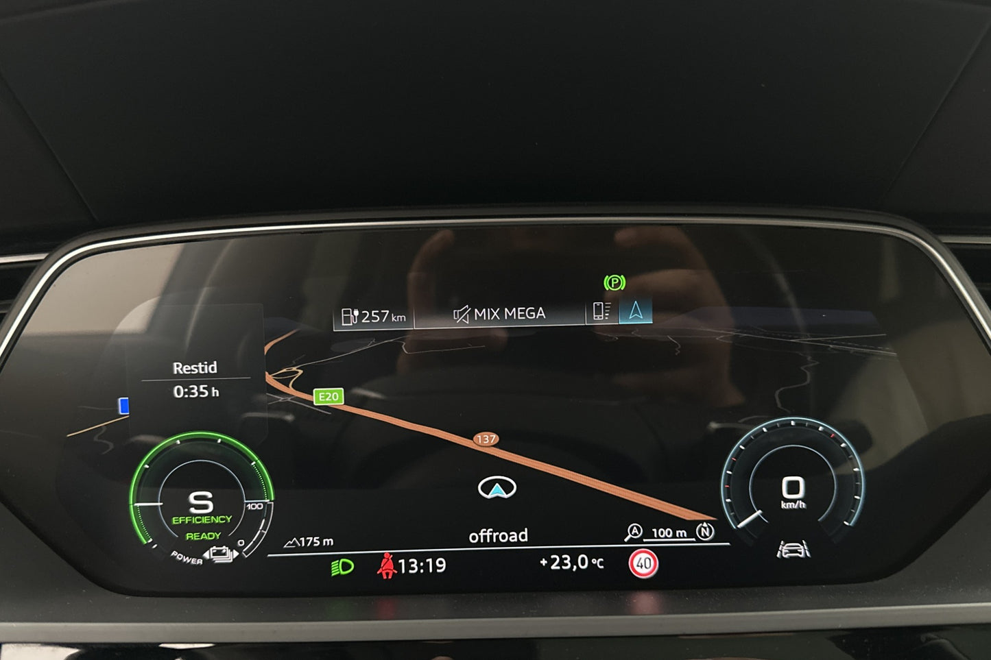 Audi e-tron 55 Q Proline Pano B&O Matrix 360 4-Zon Navi Drag