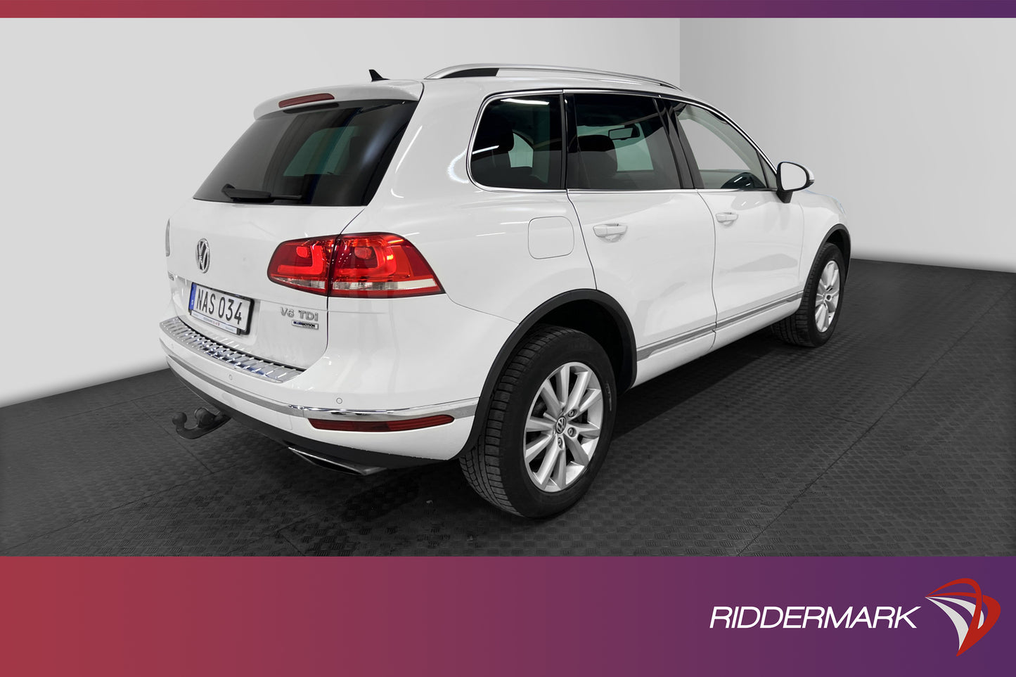 Volkswagen Touareg 3.0 V6 TDI 4M 204hk Värmare Drag Låga mil