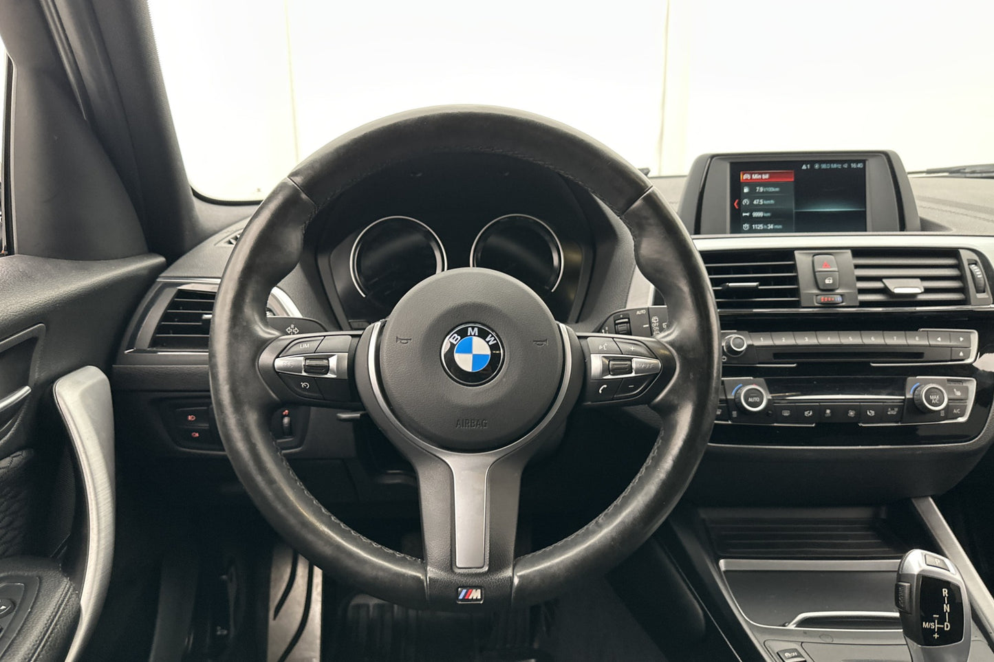 BMW 118 i Steptronic 136hk M Sport Sensorer Rattvärm Välserv