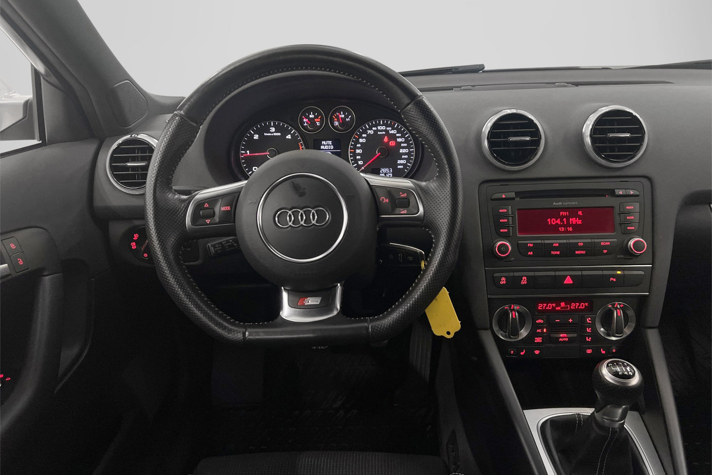 Audi A3 Sportback 2.0 TDI 140hk  S-Line P-sensor LÅGMIL